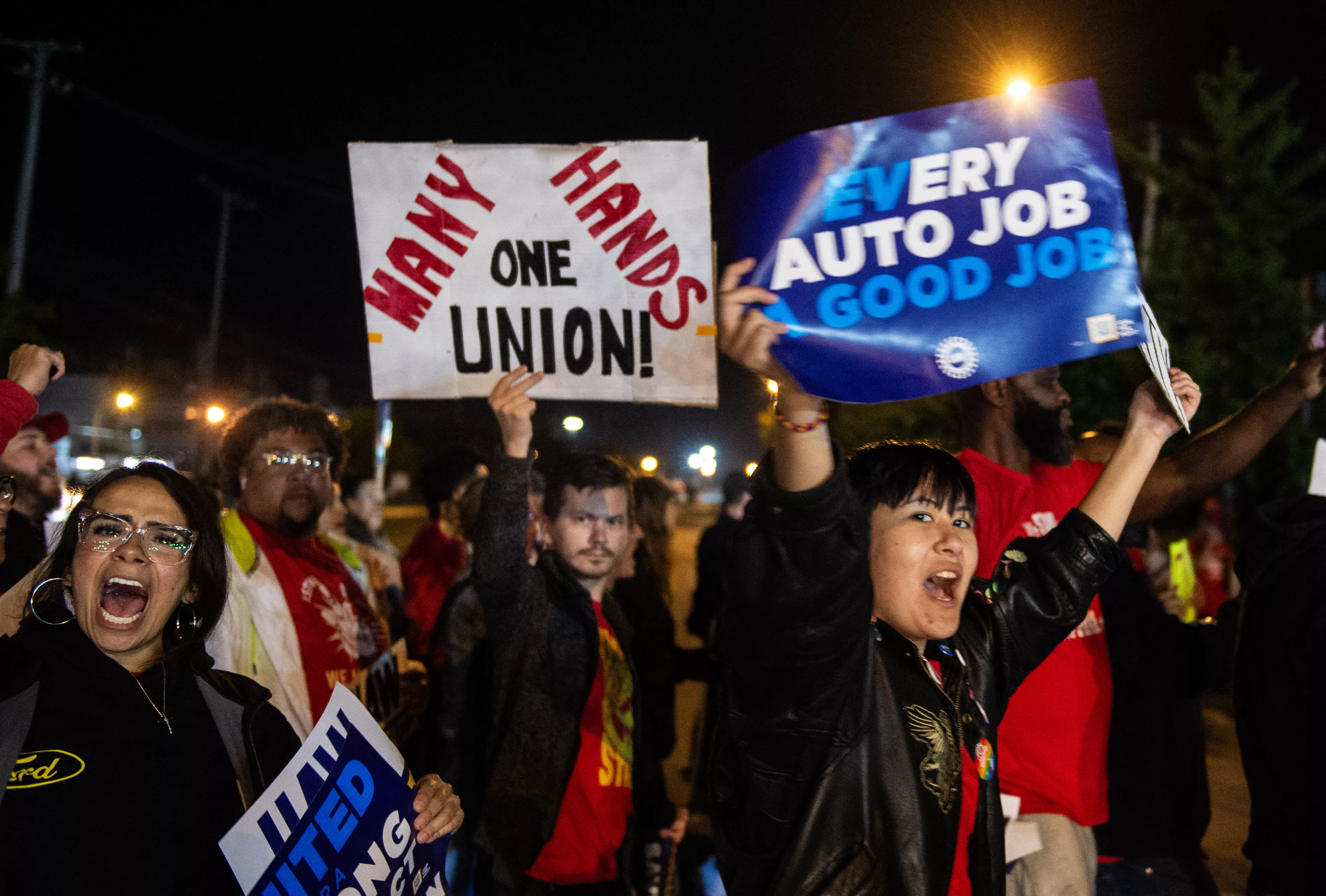 How UAW Strike Will Impact Biden's Green Revolution - Vimarsana News