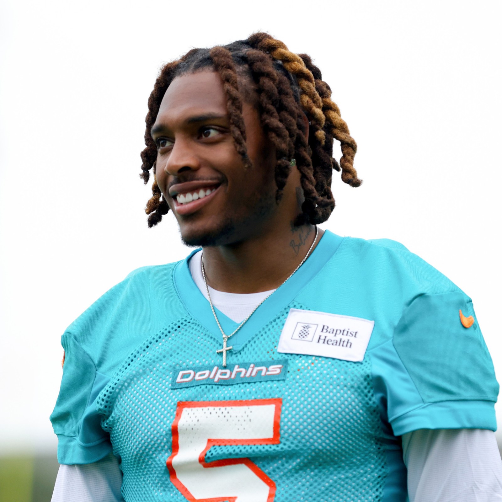 Dolphins CB Jalen Ramsey to undergo knee surgery and miss start of