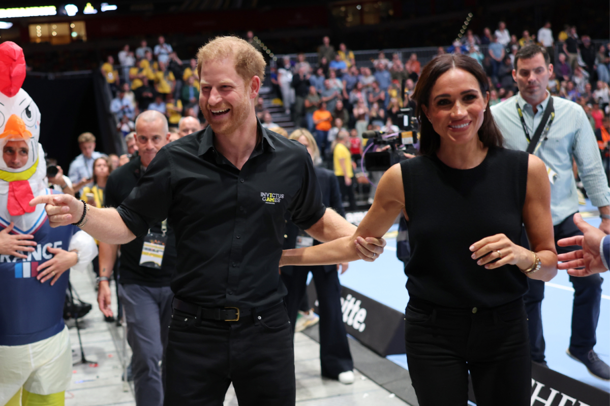 Prince Harry and Meghan Markle Invictus PDA