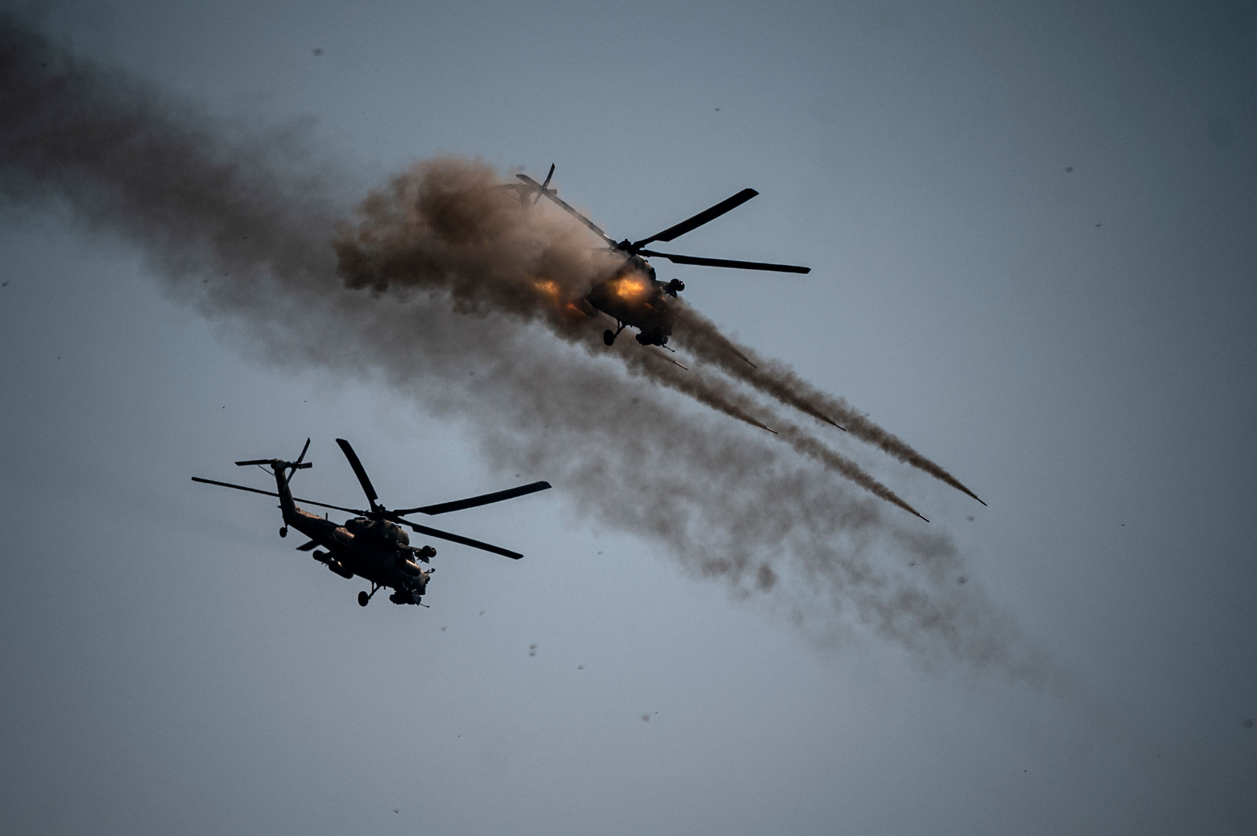 Des « saboteurs » font exploser deux avions et un hélicoptère en Russie, selon Kiev