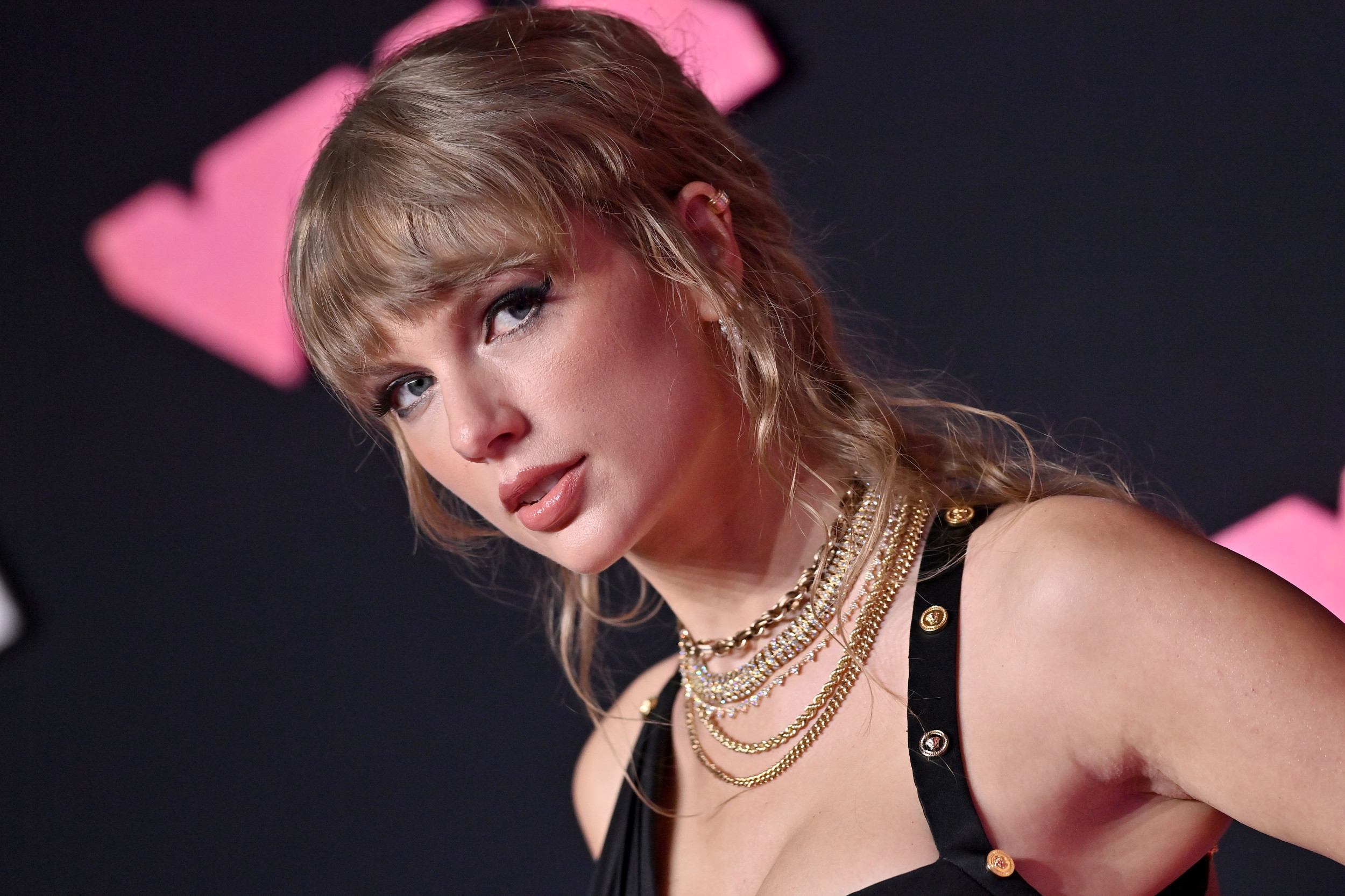 Taylor Swift Shares Four 'Hunger Games' and 'Speak Now' Re-recordings