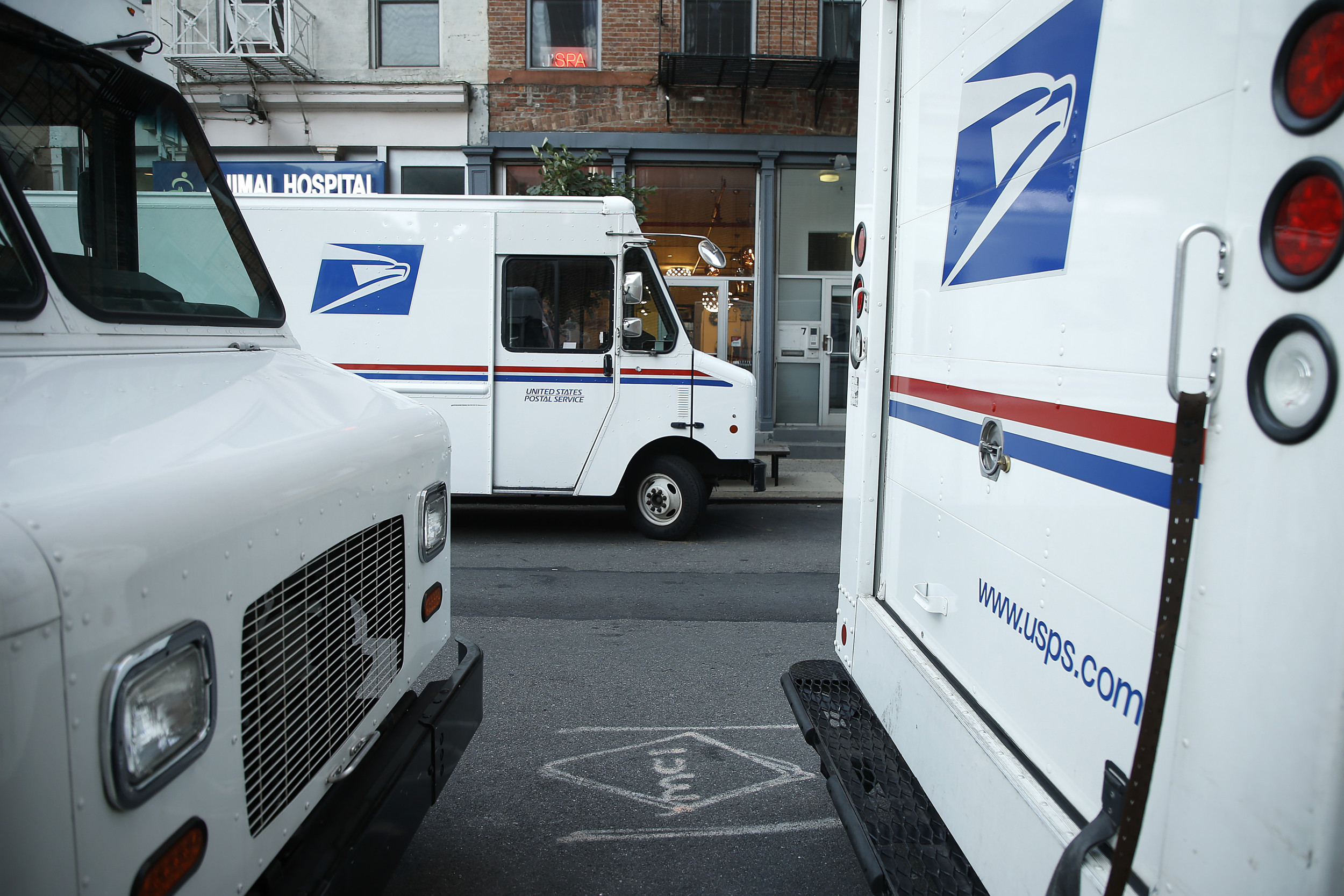 Does Mail Stop During Government Shutdown? What to Know About USPS