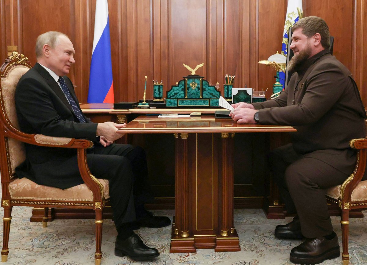  Vladimir Putin meets Ramzan Kadyrov