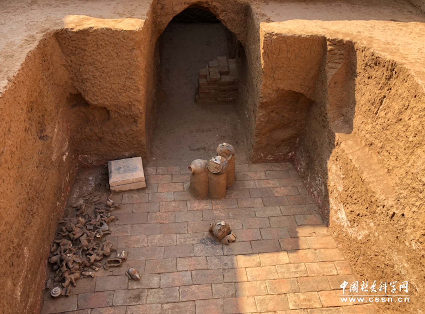 Des archéologues découvrent le tombeau d’un ancien empereur vieux de 1 500 ans en Chine