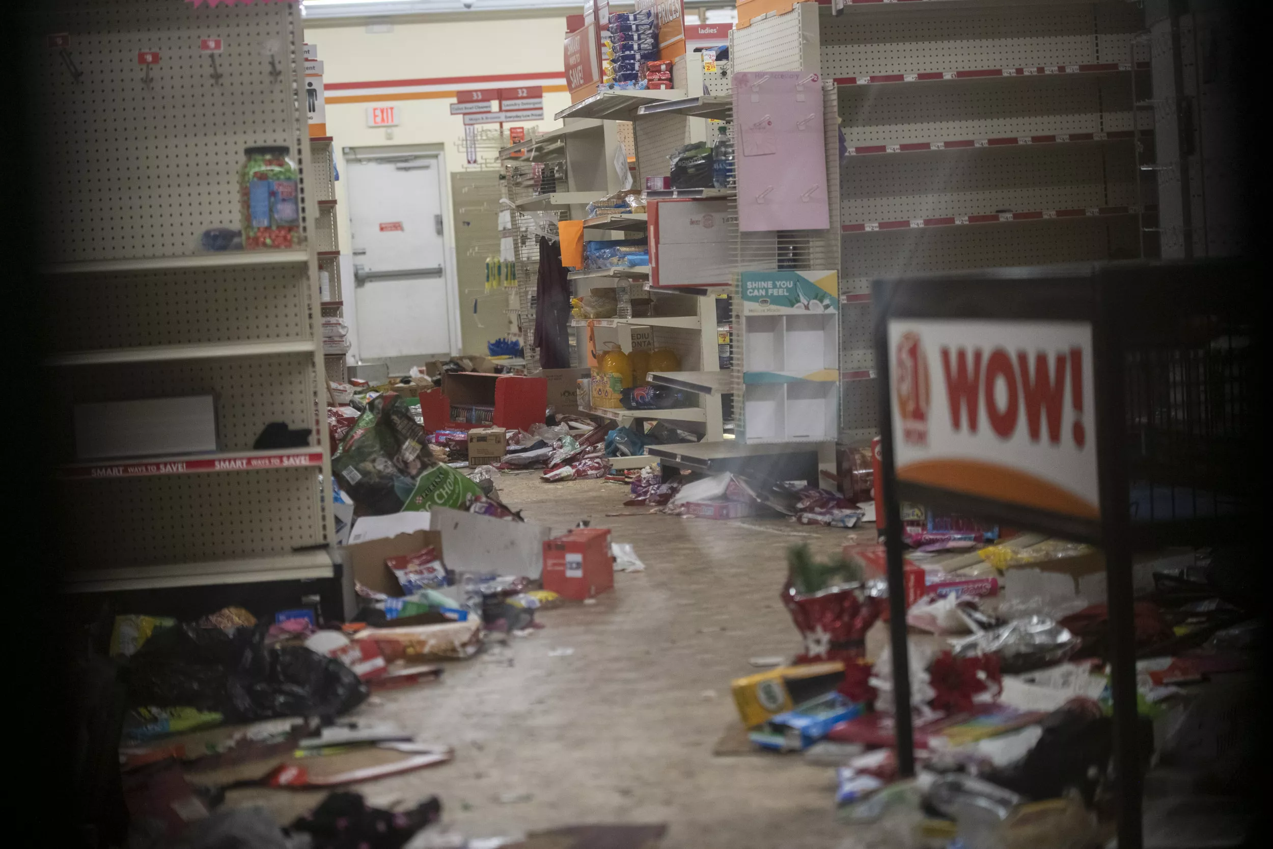 John Fetterman Silent Over Philadelphia Looting as Democrats Under Pressure - Vimarsana News