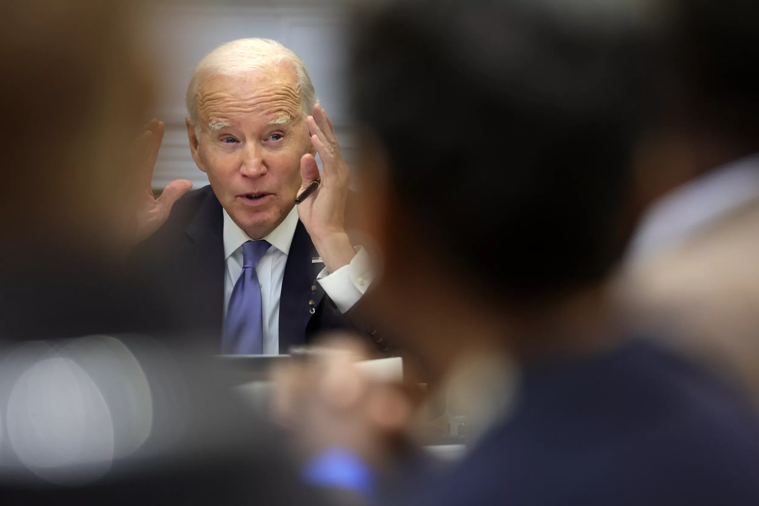 Man Who Carried Clinton's Nuclear Codes Is Worried About Joe Biden - Vimarsana News
