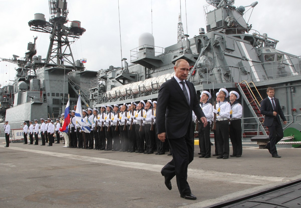 Russia's Black Sea Fleet Turns To Soviet-Era Aircraft Amid 'Struggles ...