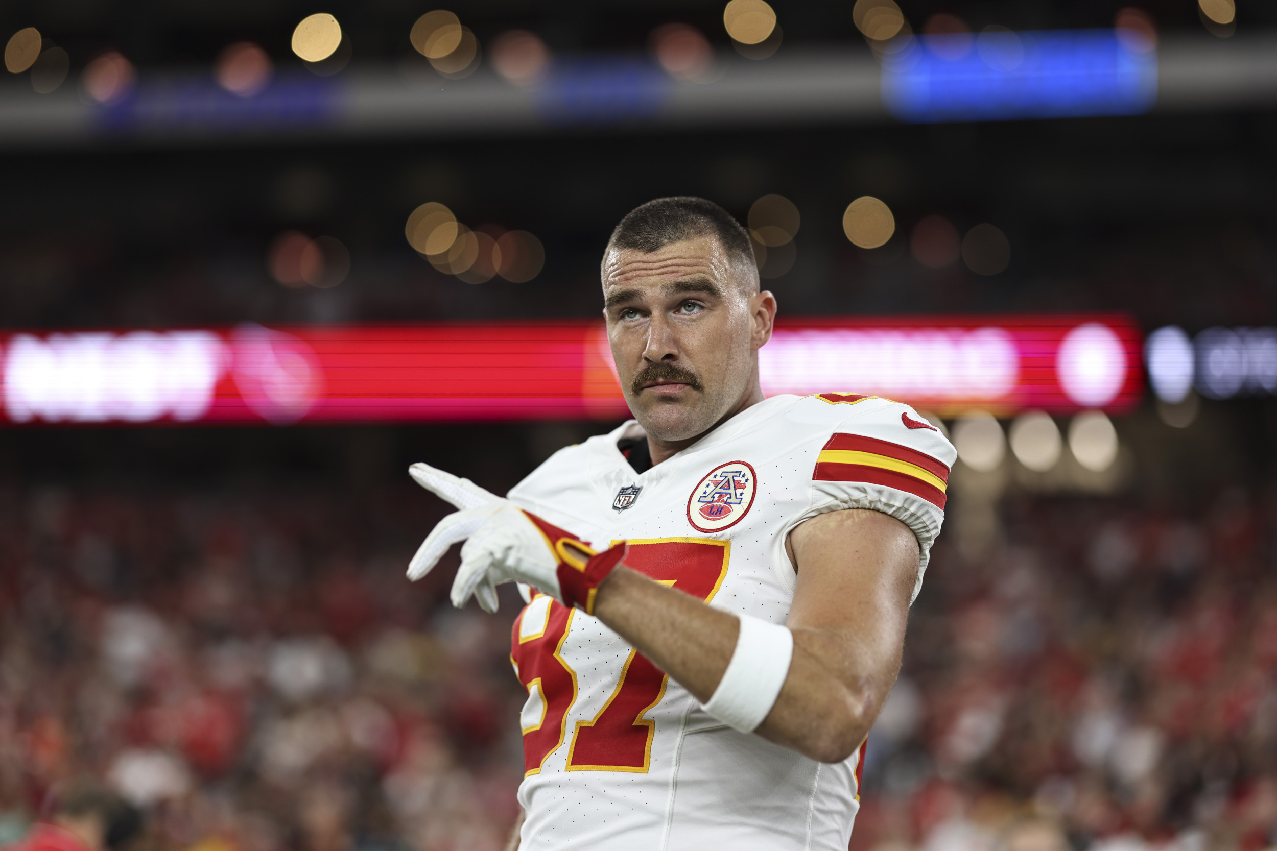 Slippery' Travis Kelce saves his best for last in Chiefs' victory