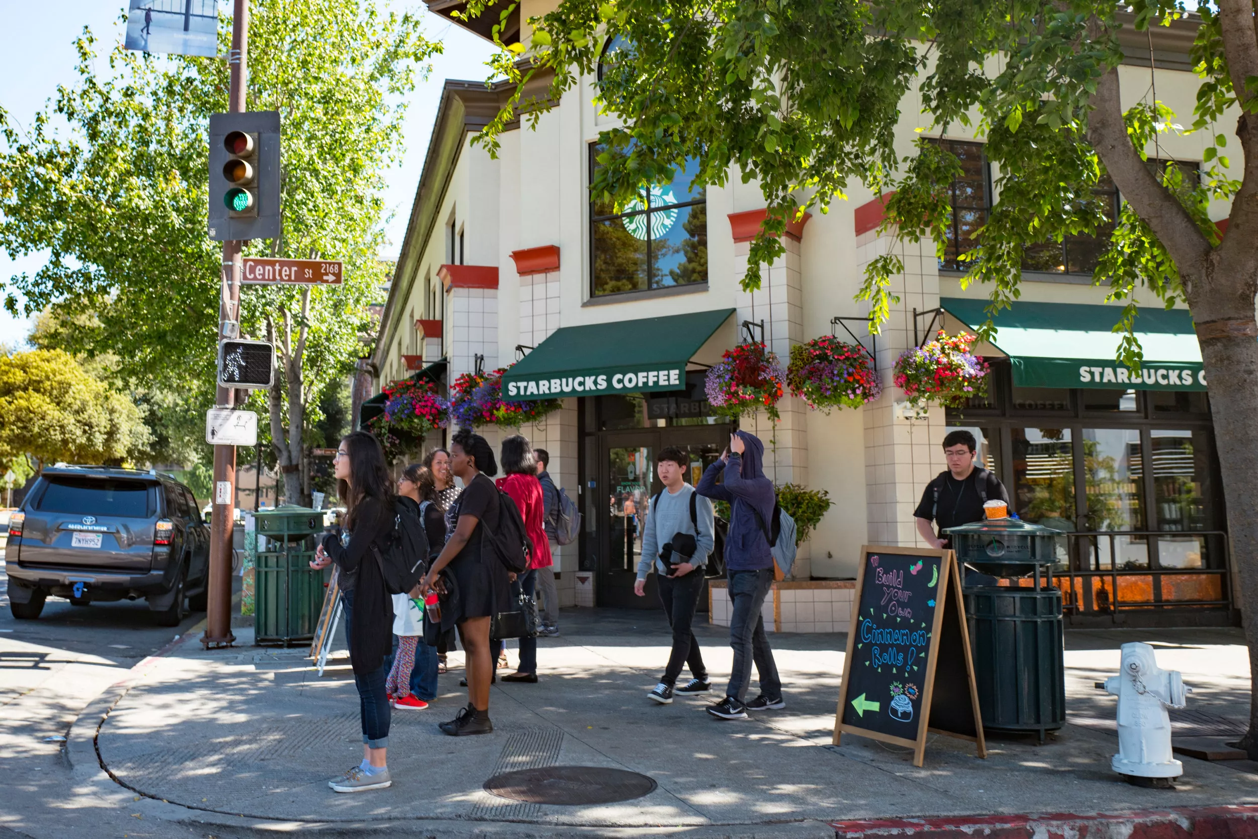 Booming College Towns May Face Income Disparity - Vimarsana News