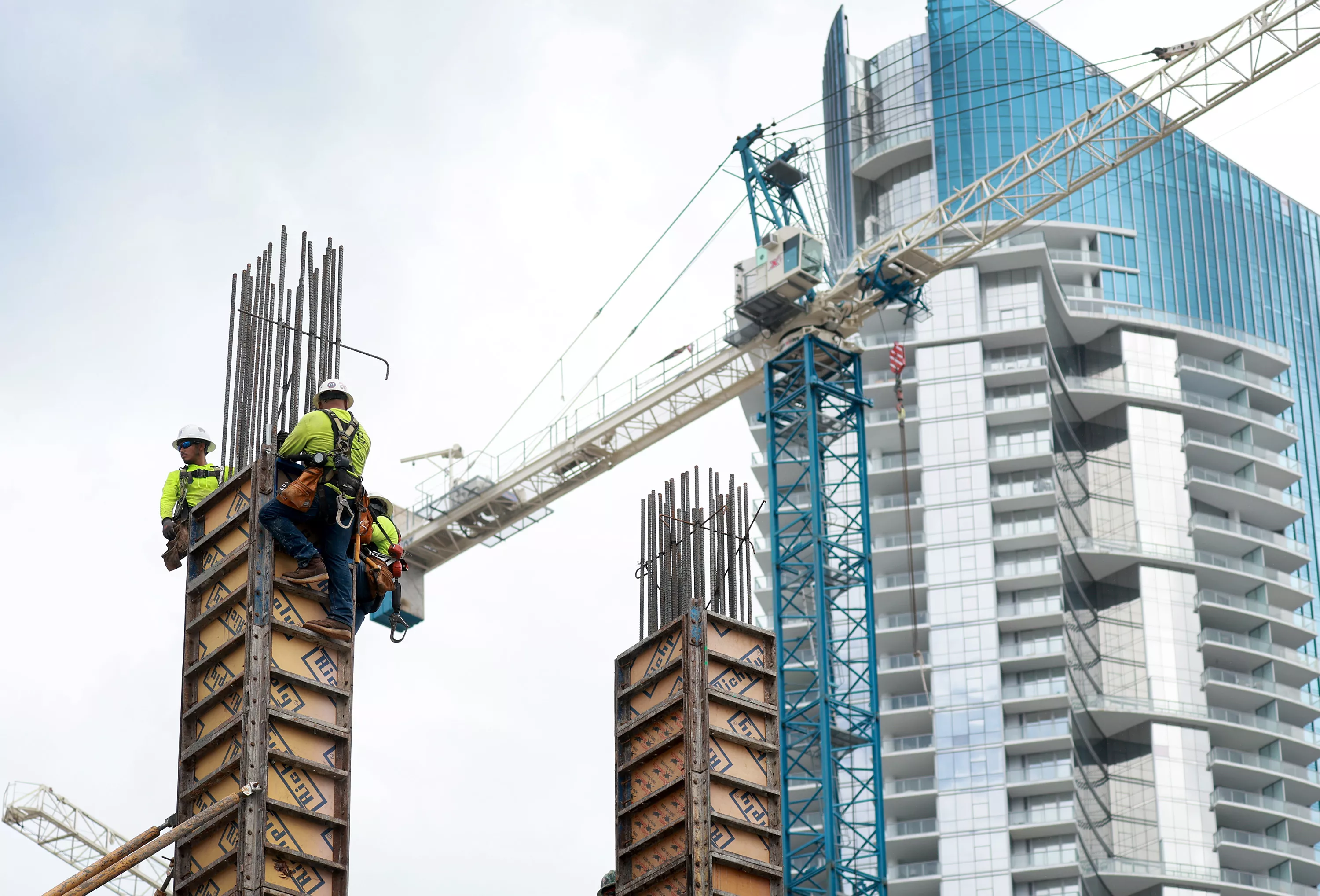 Will House Prices Go Down? Fed Official Gives Prediction - Vimarsana News