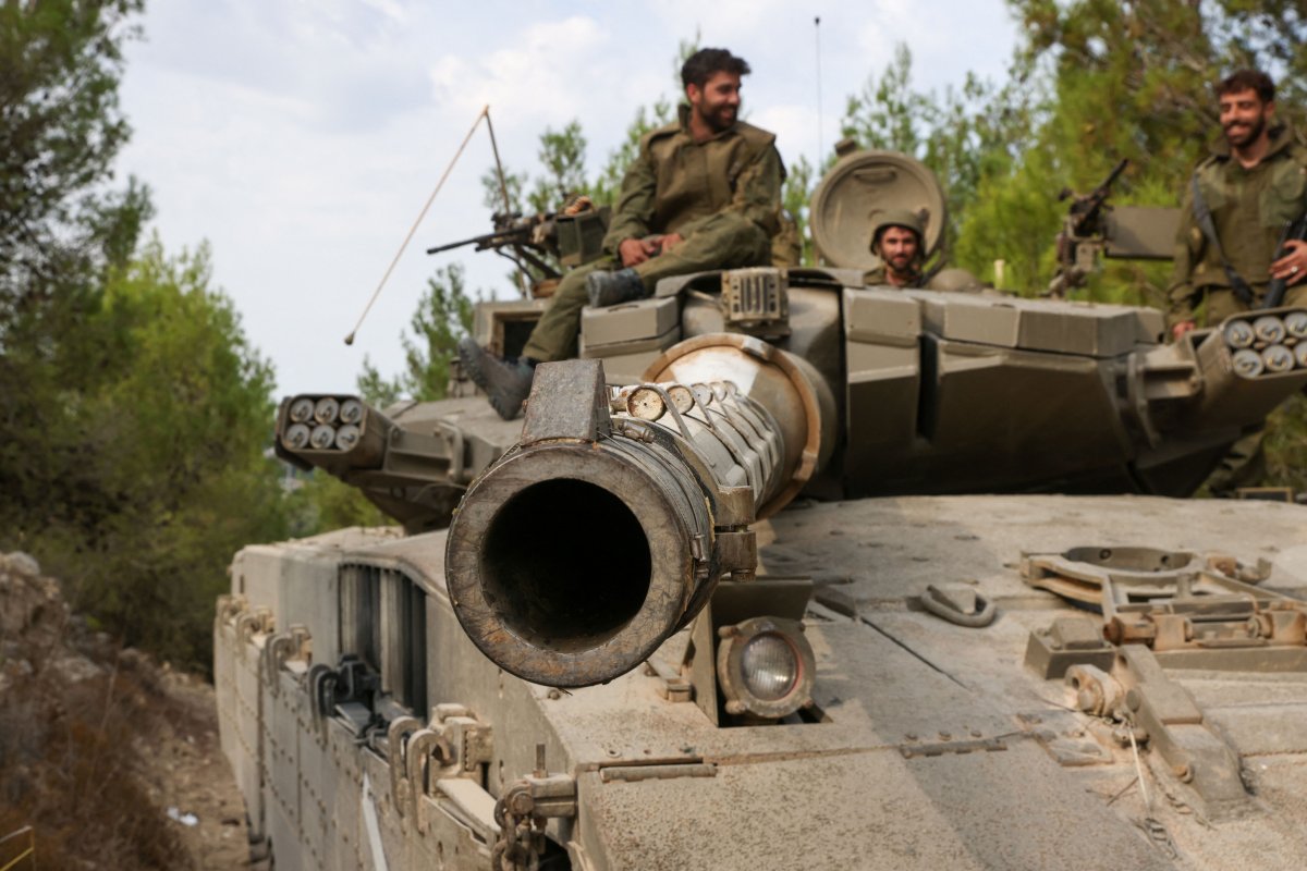 Israeli Merkava tank near Lebanon border