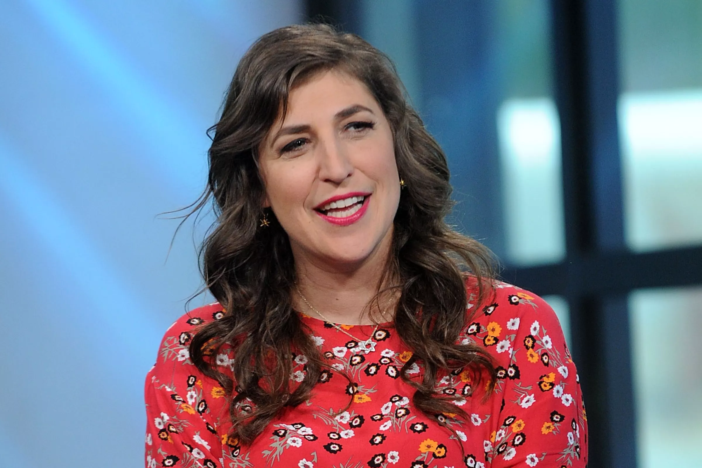 Mayim Bialik Slams Cancel Culture in Bill Maher Interview - Vimarsana News