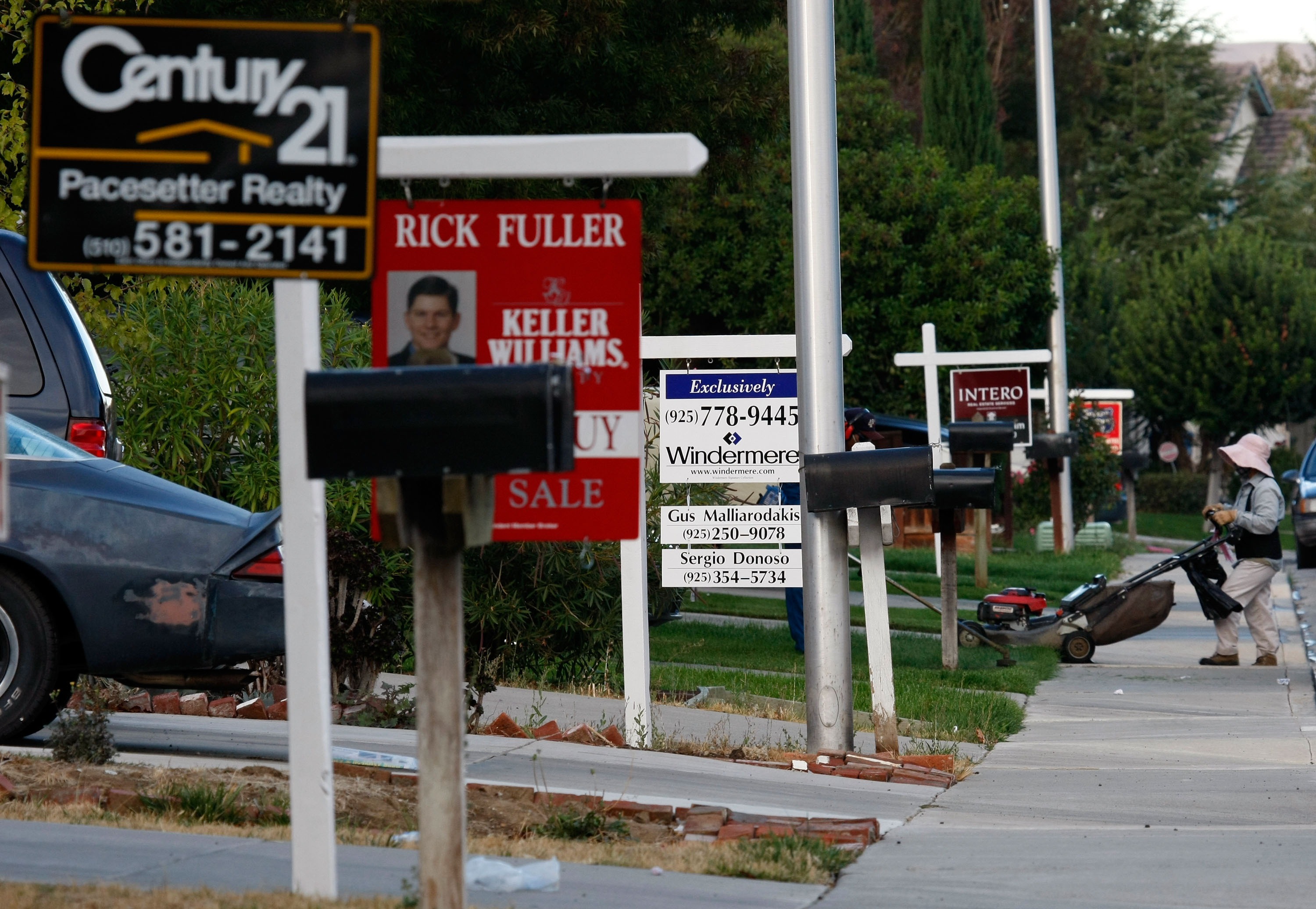 Risky Mortgages Could Lead to Foreclosure Spike Risky Mortgages Could Lead to Foreclosure Spike
