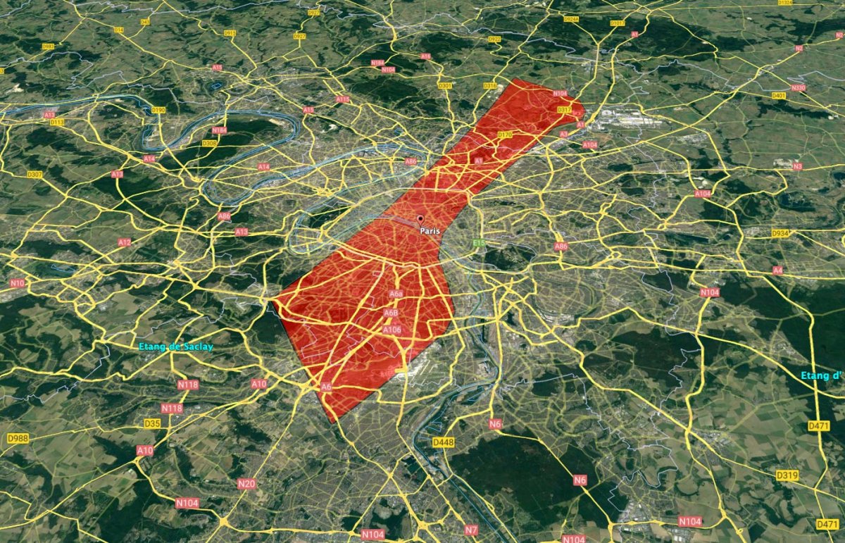 Gaza Strip outline over boundaries of Paris