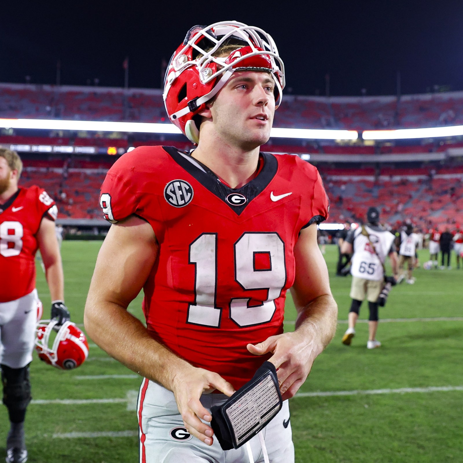 What We Know About UGA Tight End Brock Bowers' Injury