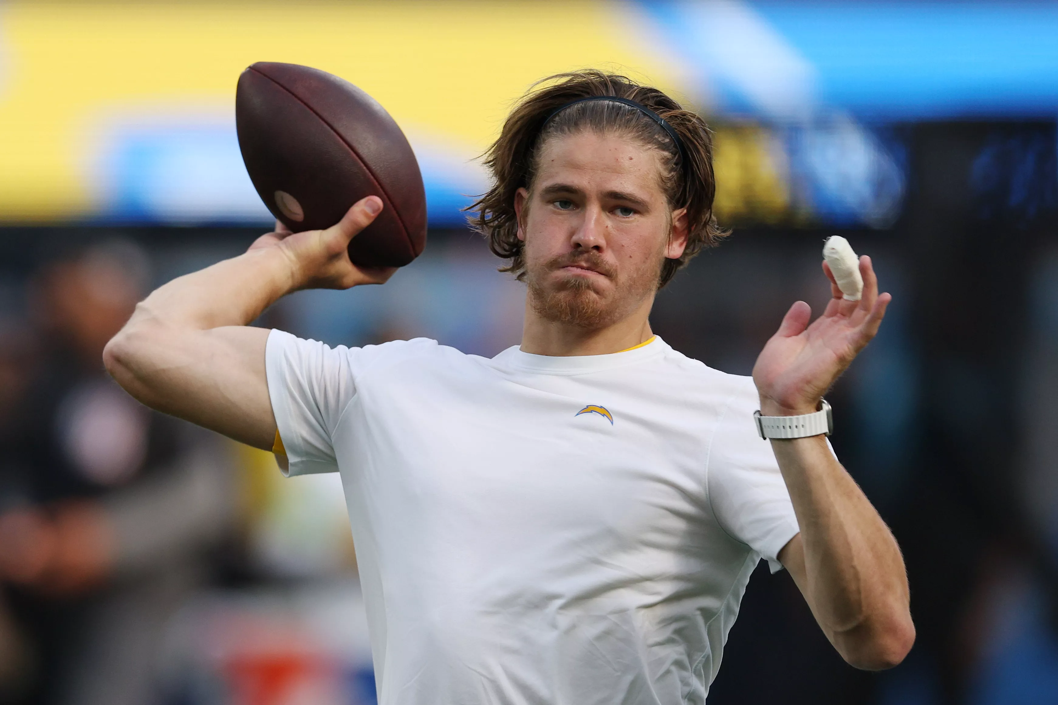 Justin Herbert Called Out for Selling Sandwiches Rather Than Winning Games - Vimarsana News