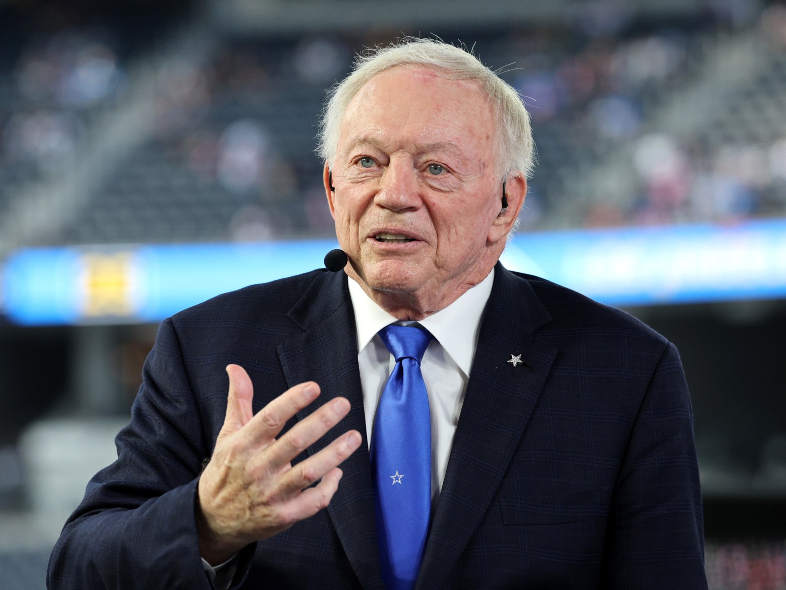 Jerry Jones Bemoans the Cowboys' High Expectations, But He Helped Set Them - Newsweek