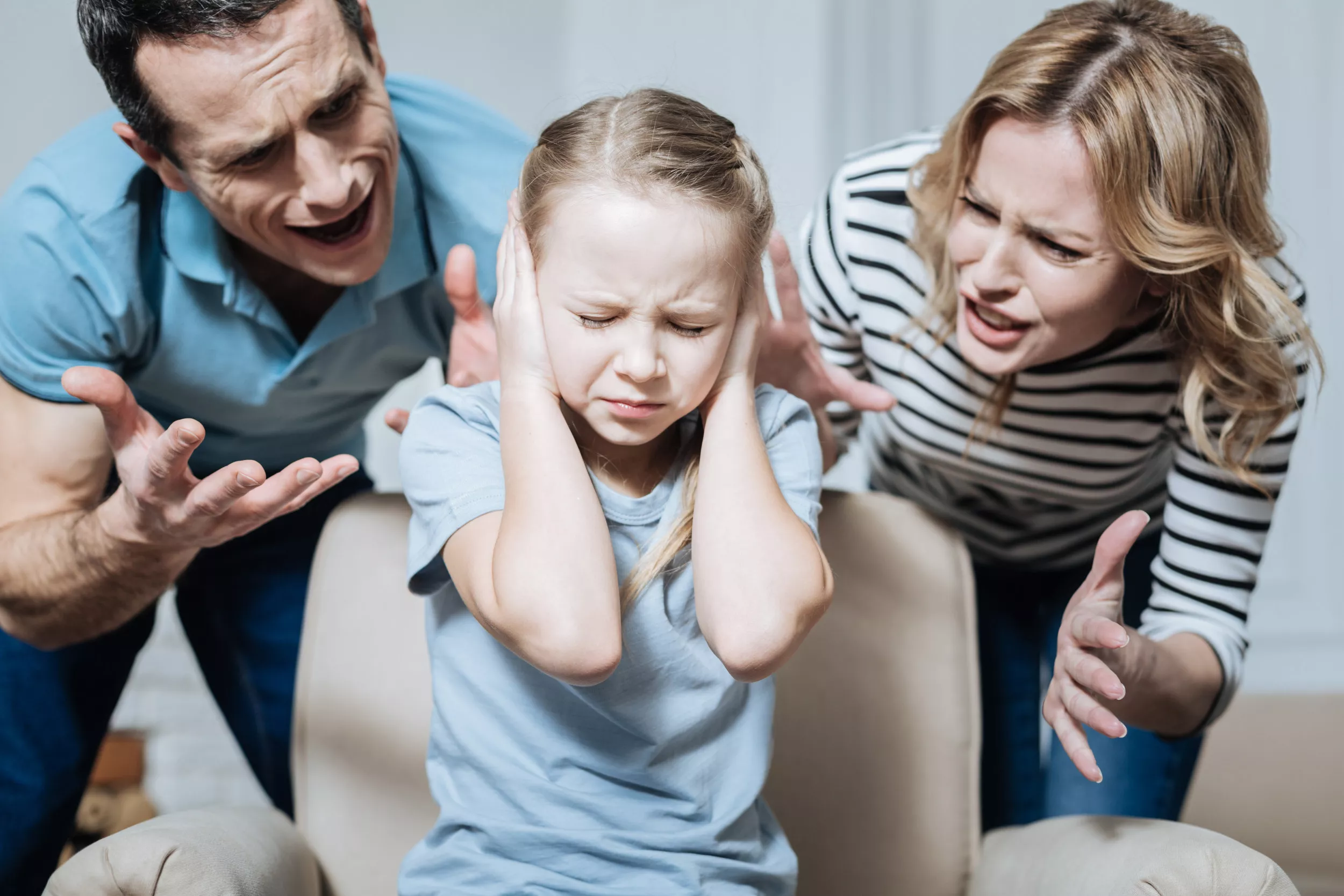 Signs That You Were Raised by Toxic Parents - Vimarsana News