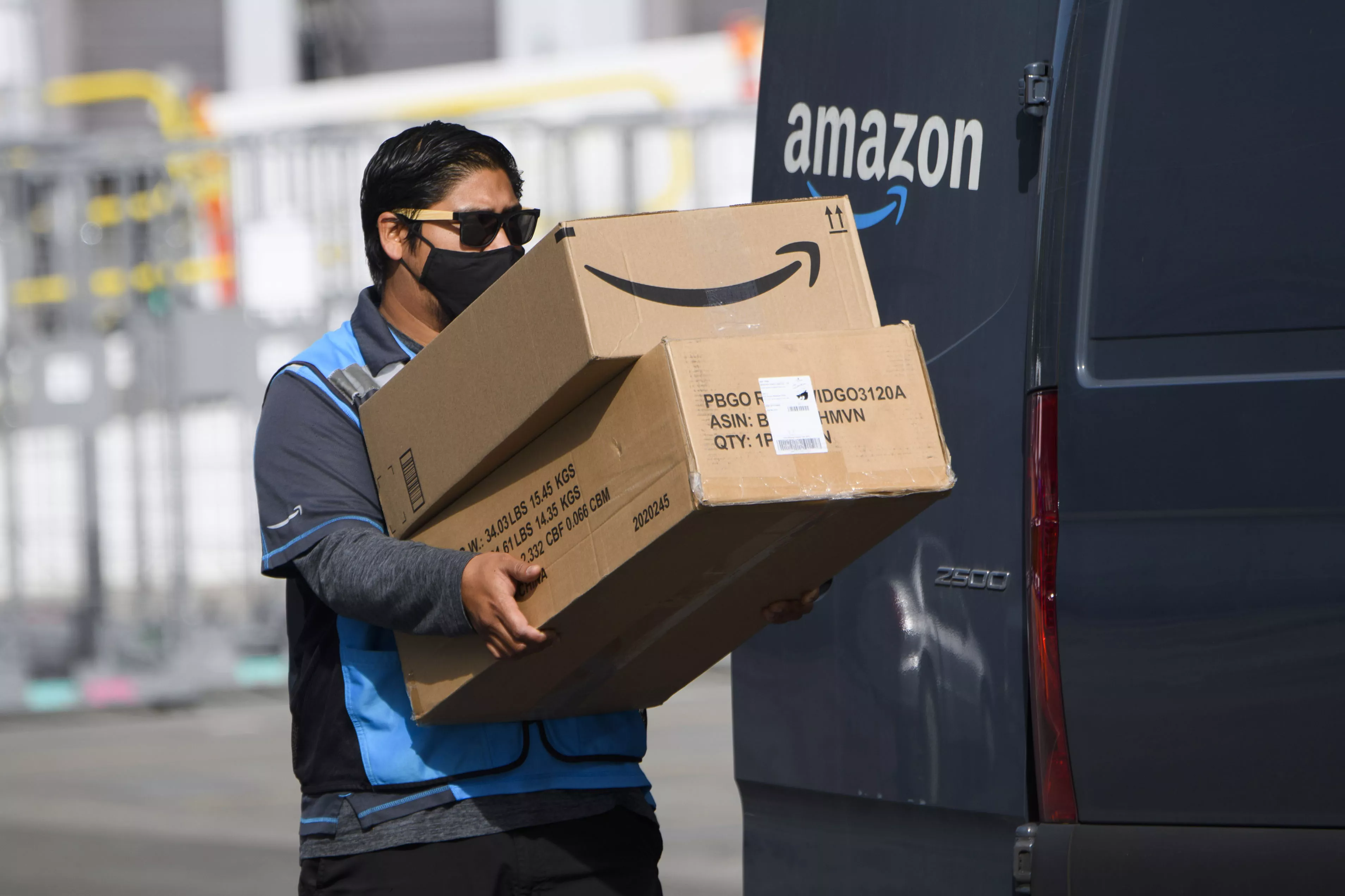Amazon's Prescription Delivery Service Threatens Drug Stores' Existence - Vimarsana News