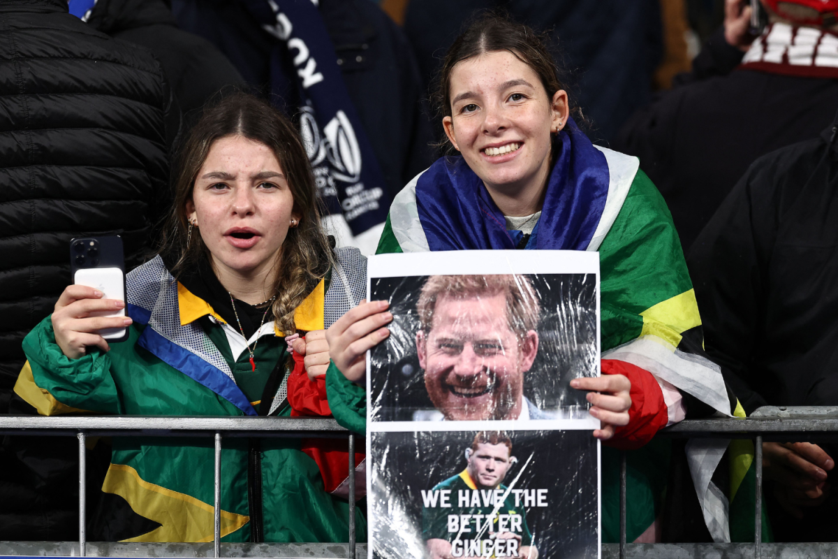 Rugby World Cup Fans Prince Harry Sign