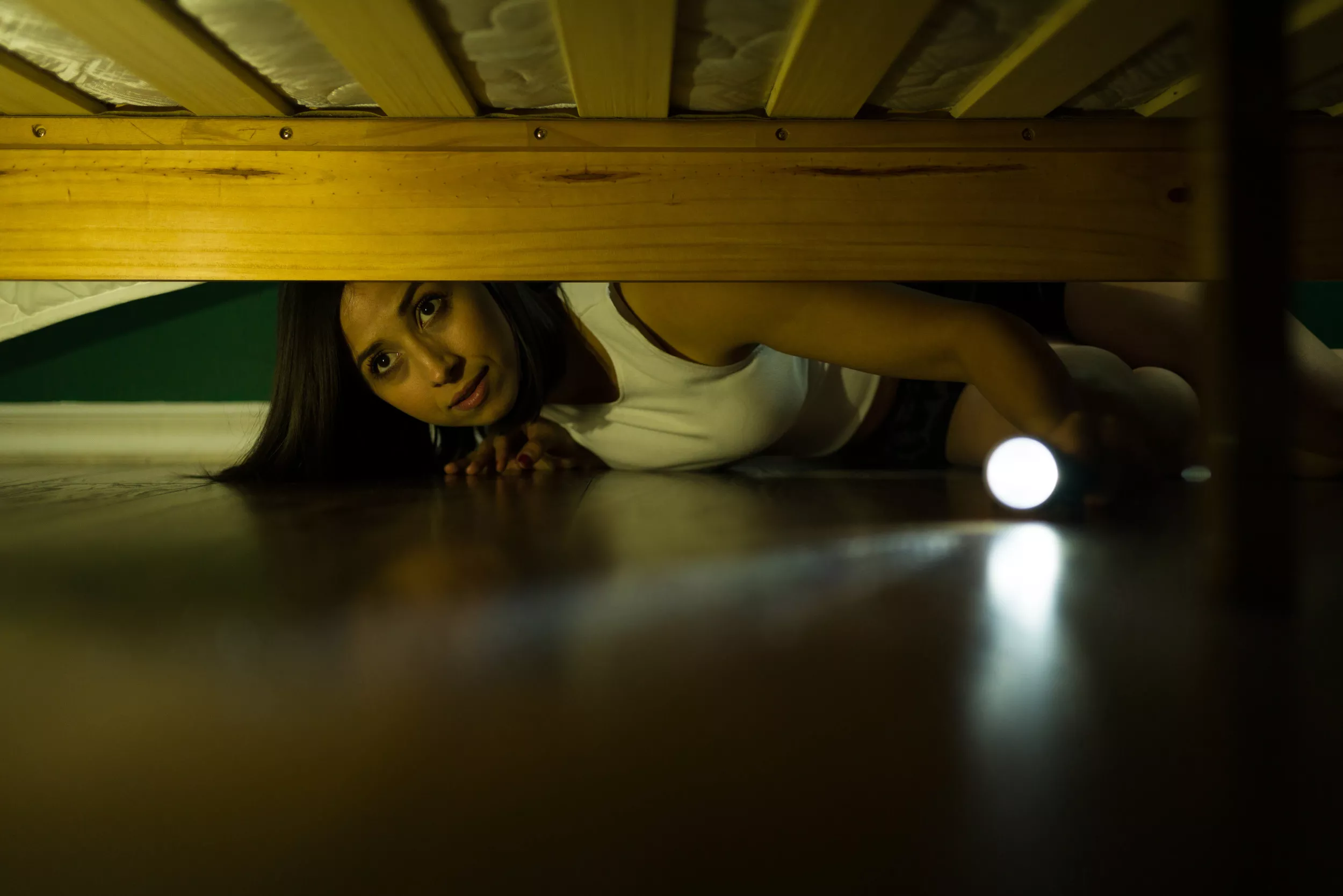 Woman Editing Video of Herself Spots Terrifying Detail: 'Close To Death' - Vimarsana News