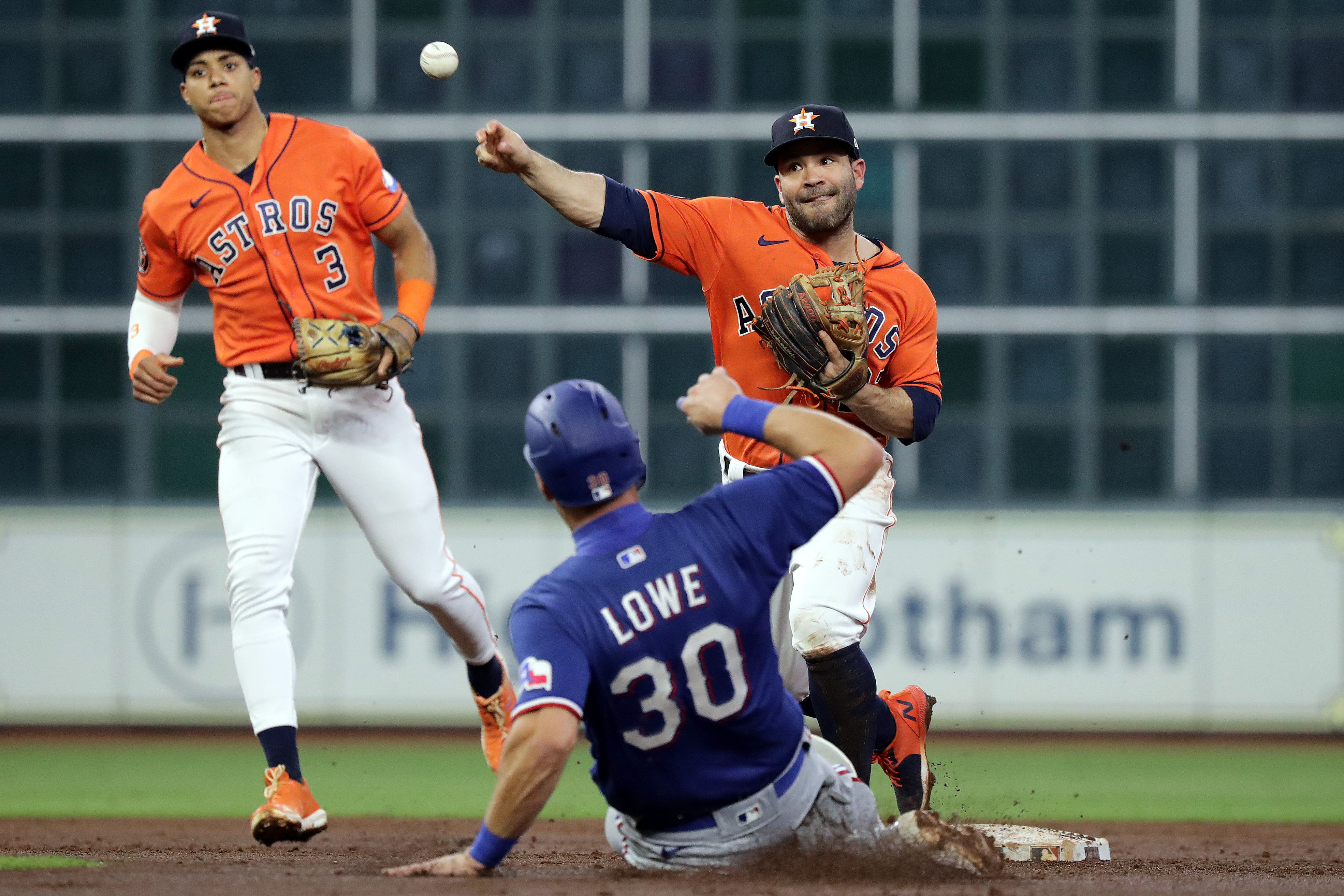 ALCS Game 6: Rangers force Game 7 with victory over Astros; score