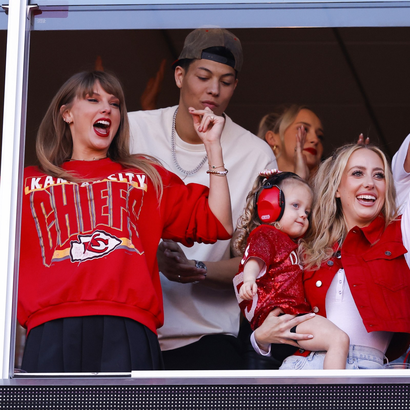 Taylor Swift and Brittany Mahomes' Budding Friendship