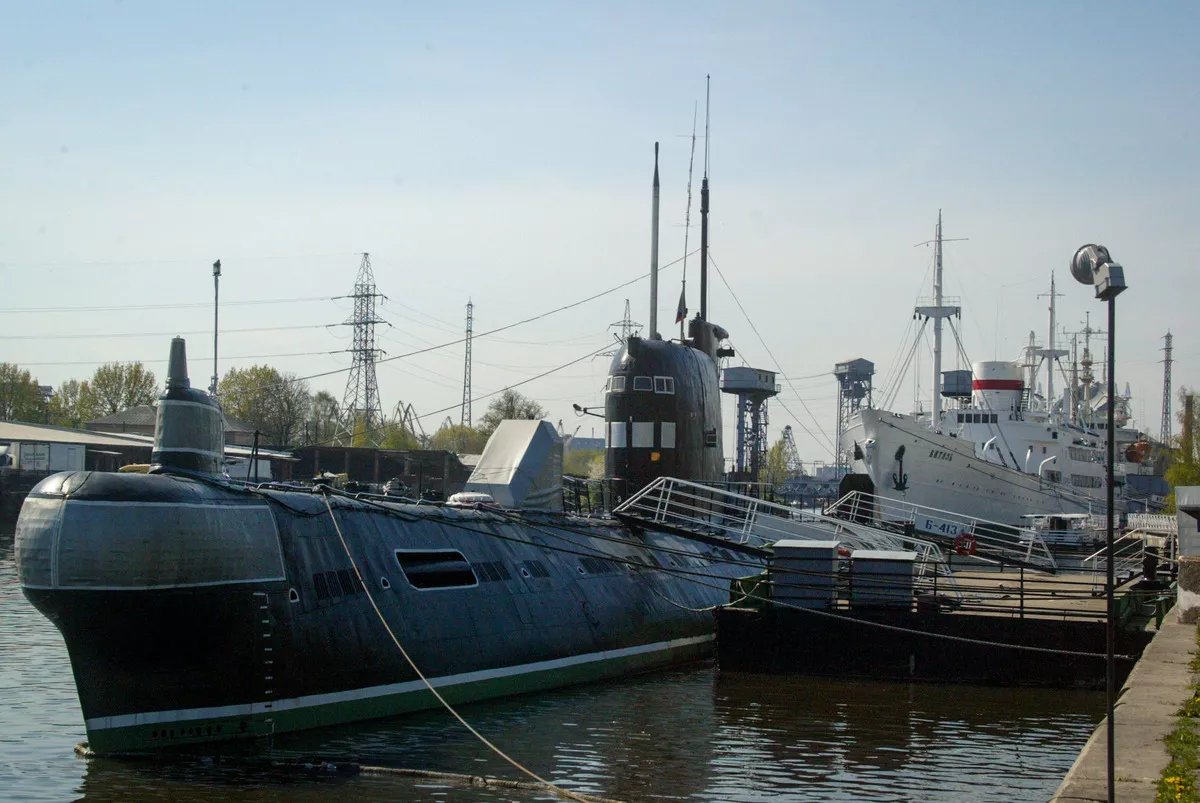 NATO Ally Upgrades Helicopters to Hunt Russian Submarines at Night - Vimarsana News