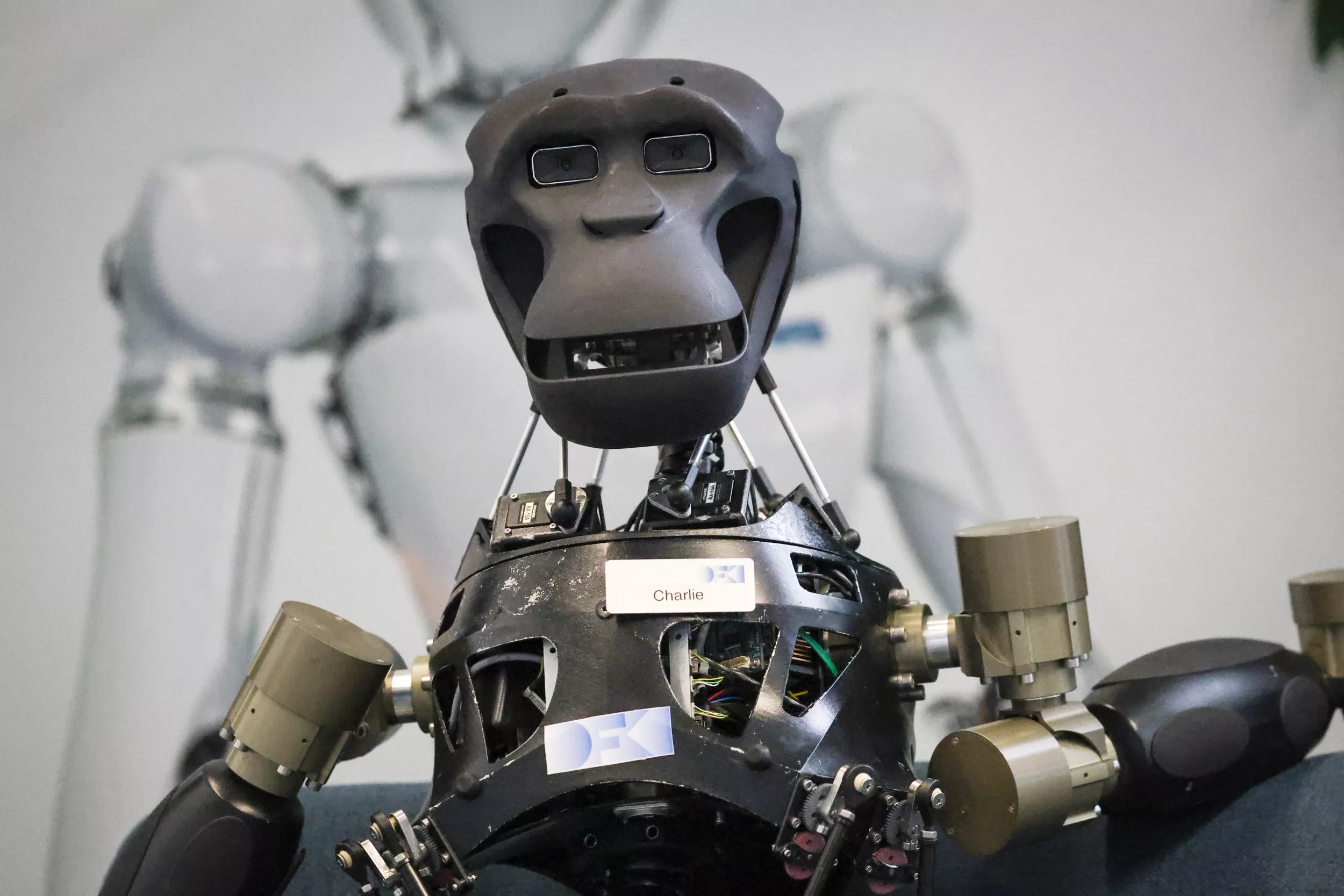 Humanity 'Not on Track to Handle Well' the Risks AI Poses, Tech Experts Say - Vimarsana News