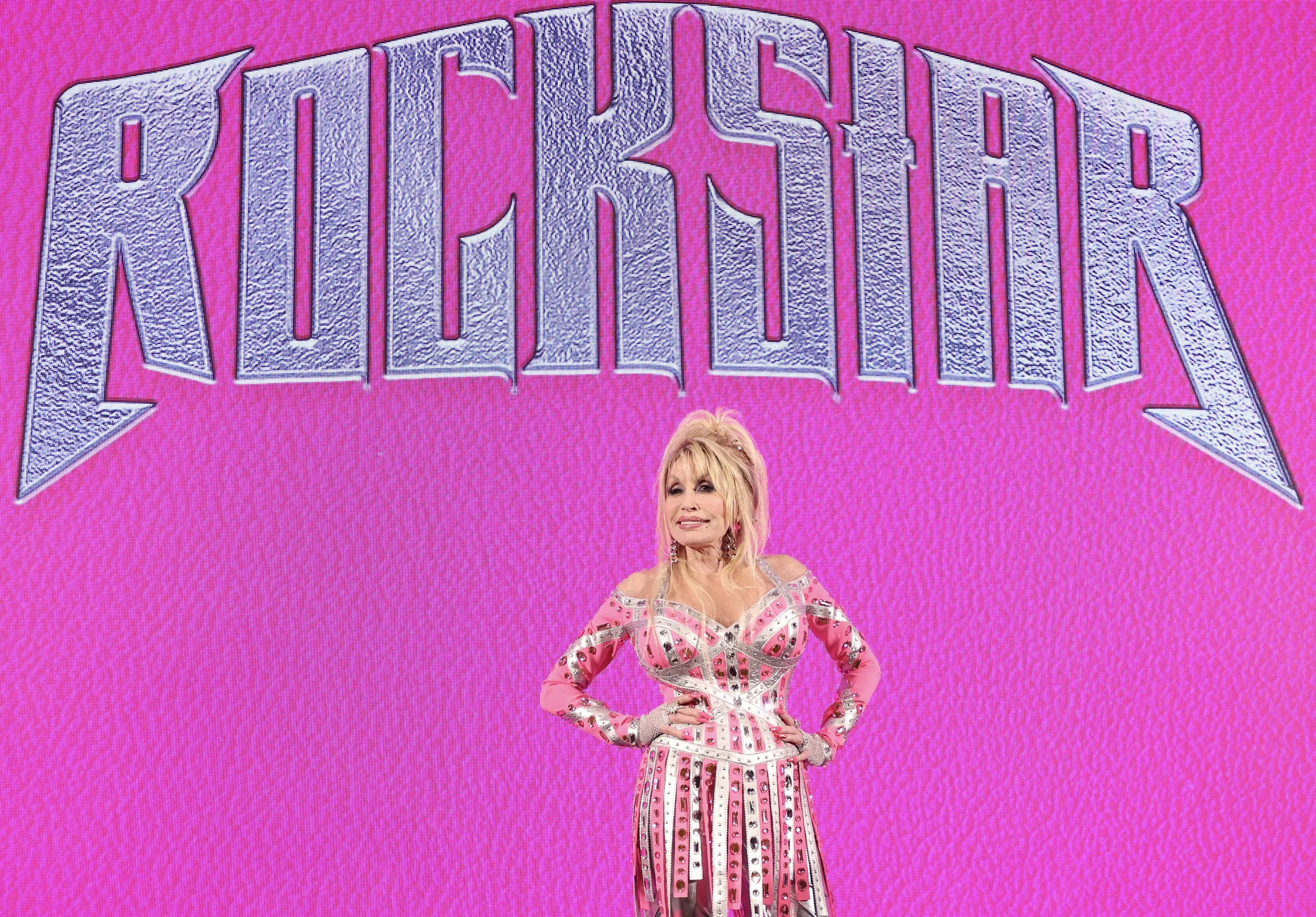 What to Know About the Dolly Parton Event Hitting Theaters Soon - Vimarsana News