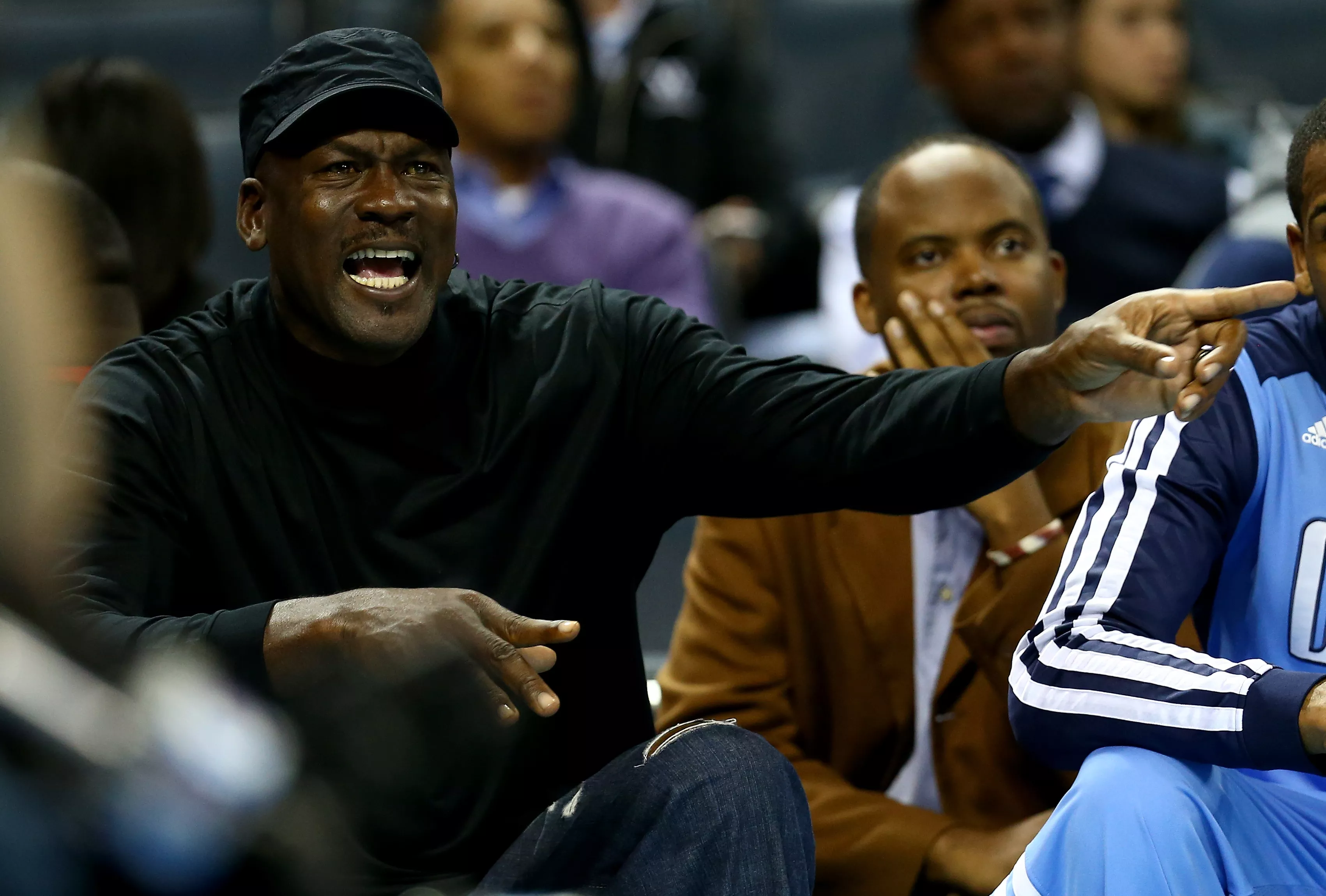 Michael Jordan Once Crashed a Charlotte Practice, Trash-Talked His Own Team - Vimarsana News