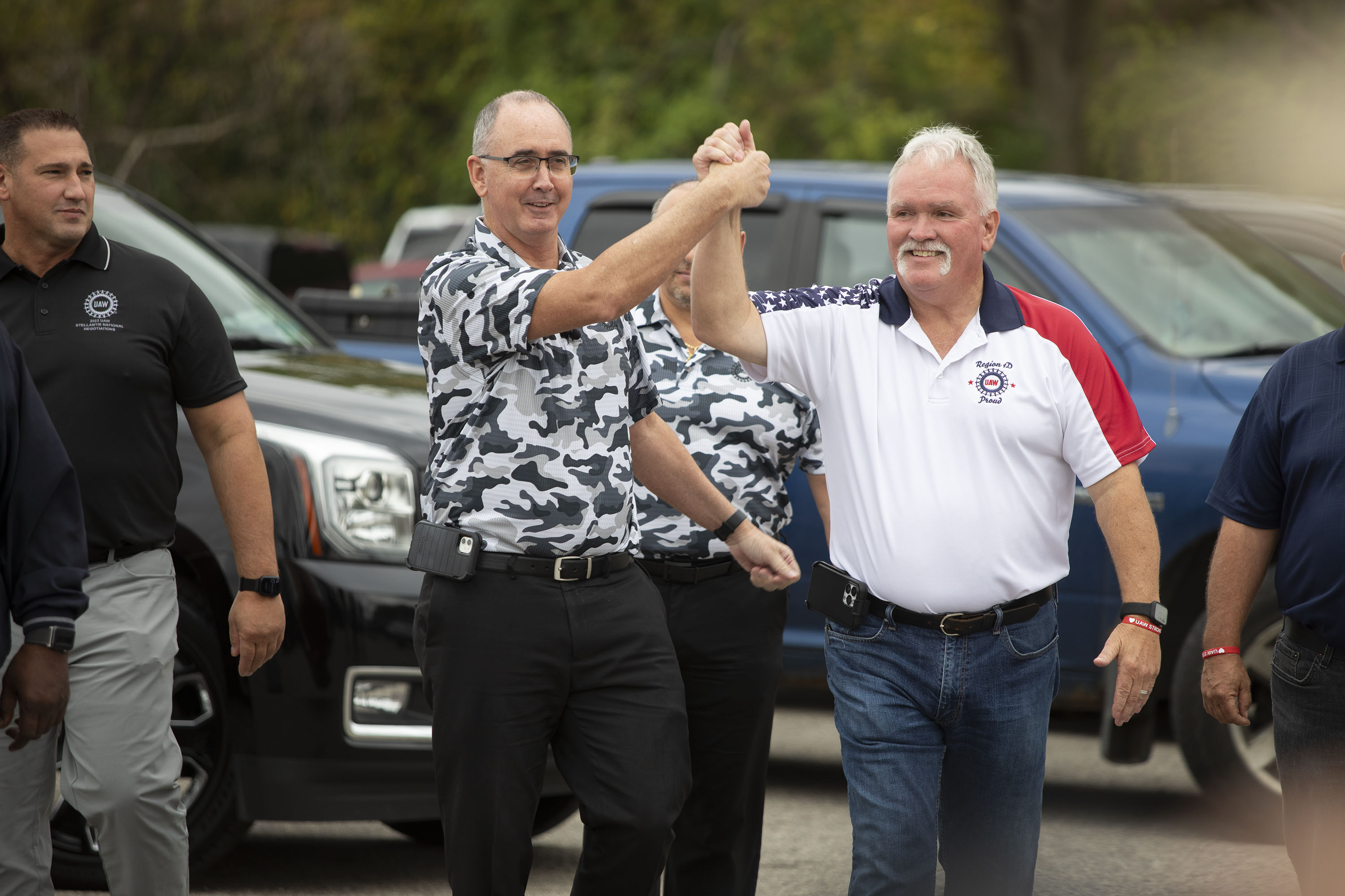 Ford Workers to Make $24,000 a Year More Than College Grads