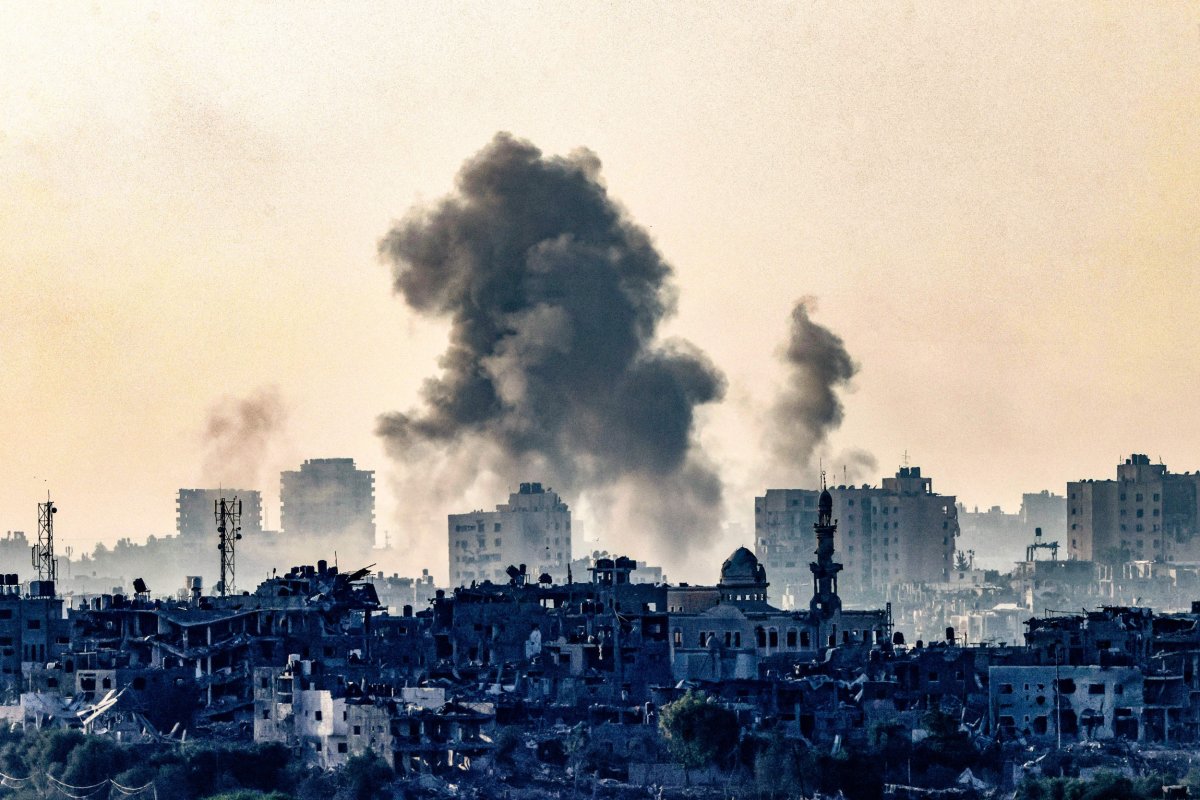 Smoke, rises, over, Gaza, after, Israeli, airstrike