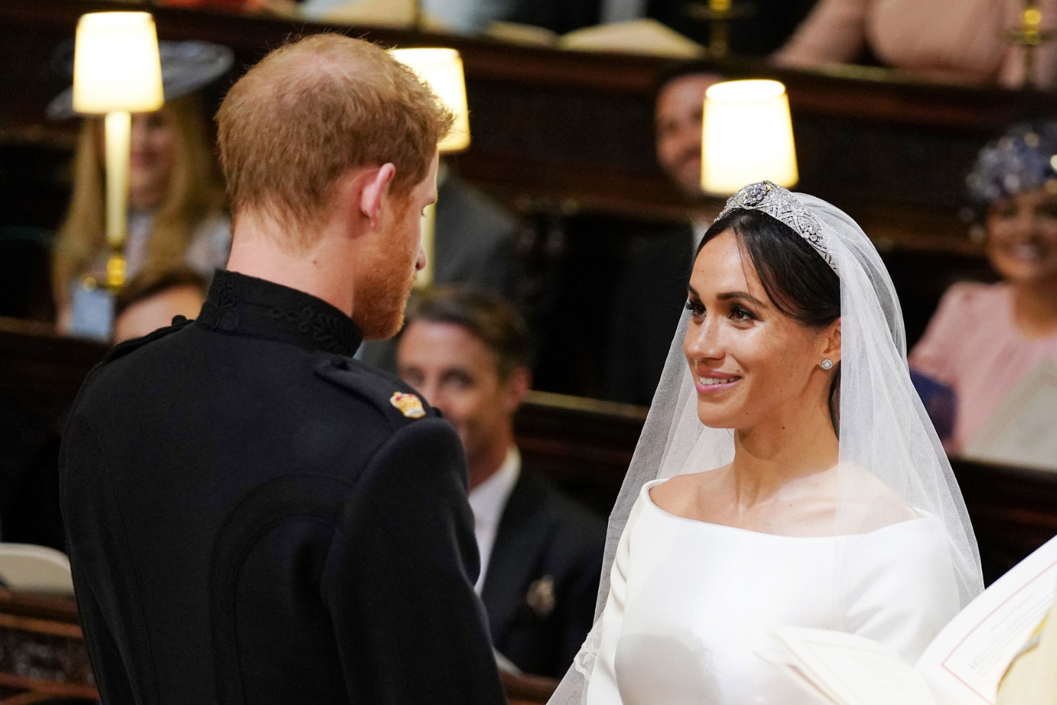 Moment Meghan Markle 'Saw Her Future' in Prince Harry's Eyes Goes Viral ...