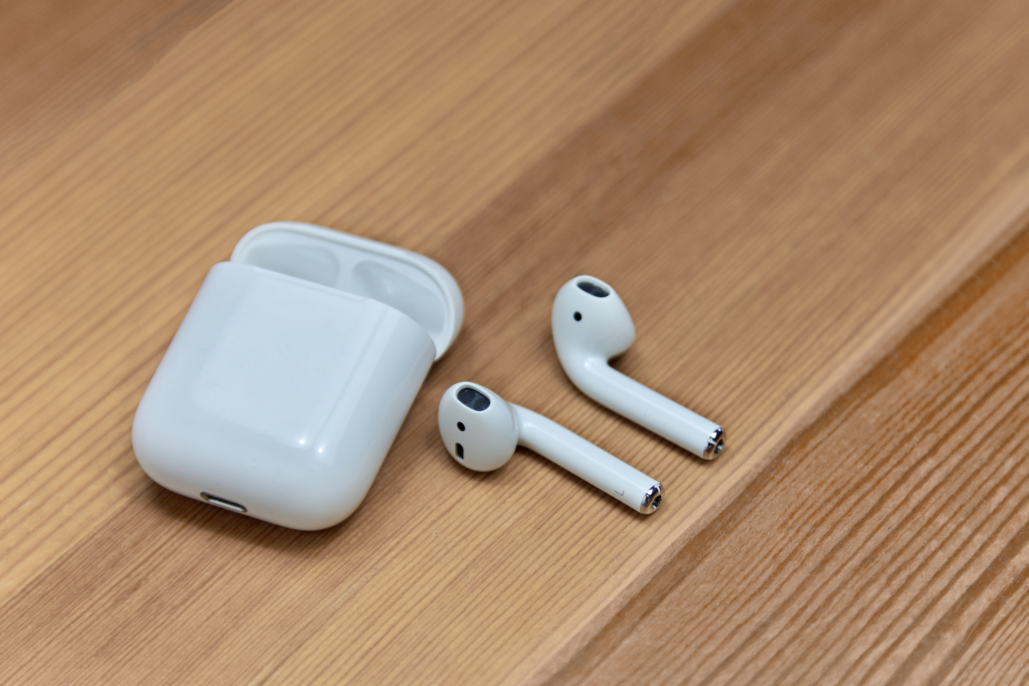 The third-gen Apple AirPods are down to $140 in 's Black