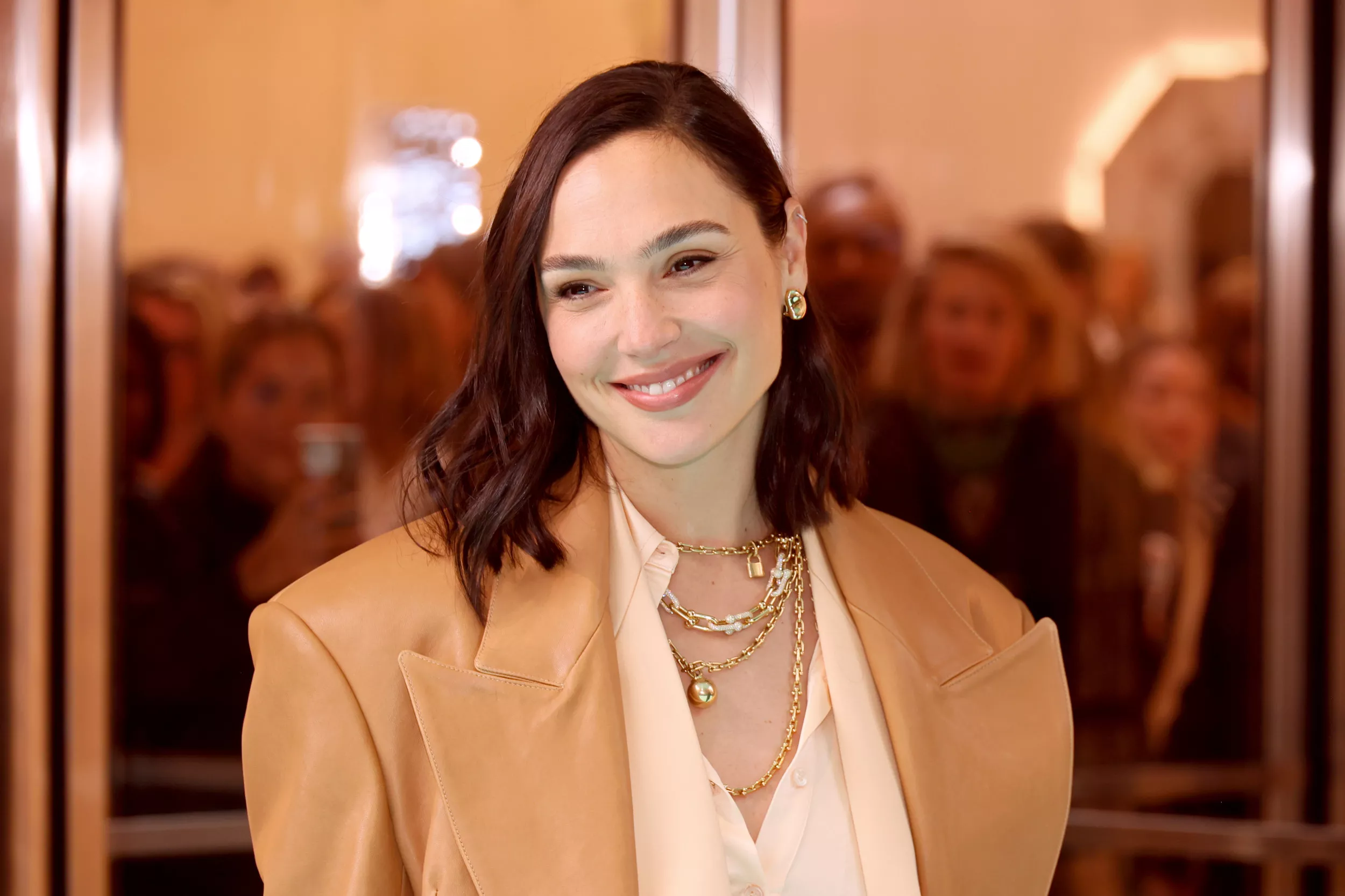 Gal Gadot's Army Service—Hollywood Star's Role in Israeli Military Detailed - Vimarsana News