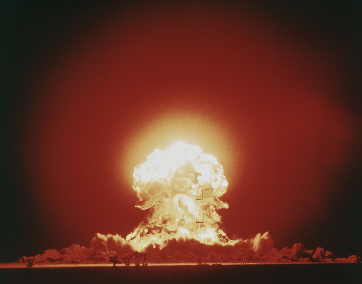 Nuclear Bomb Blast Explosion Comparison Nagasaki B61-13