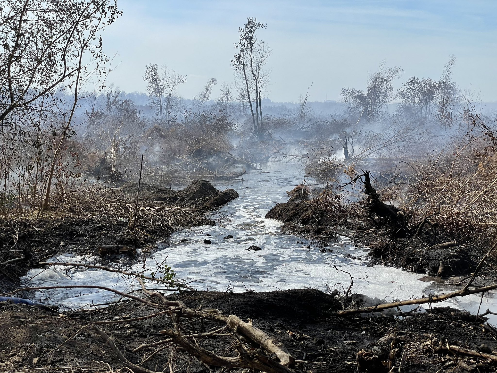 Smoke From Underground Wildfire Engulfs Highway - Newsweek