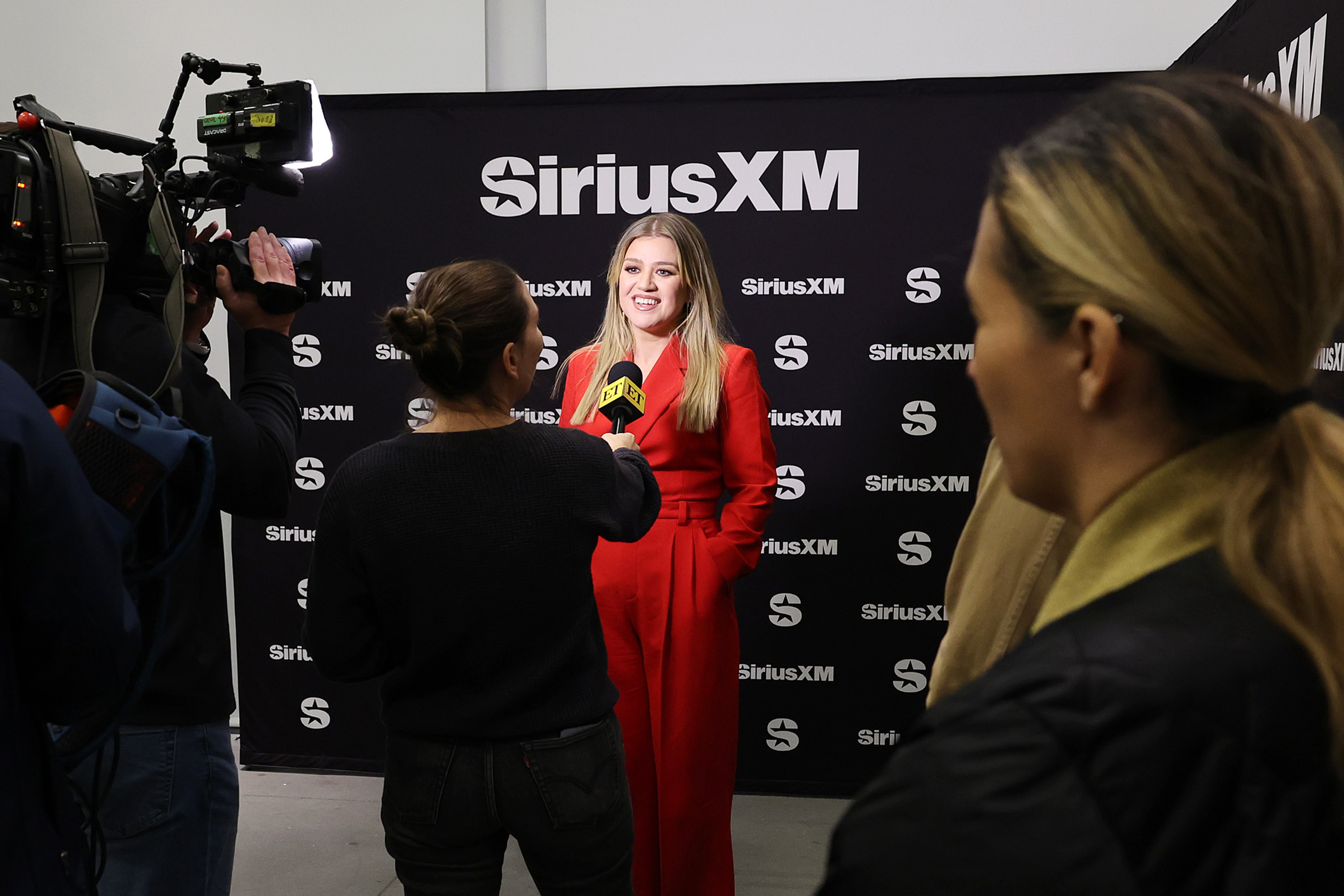 Big Changes Coming To SiriusXM In 2024 Newsweek   Kelly Clarkson Siriusxm Event 