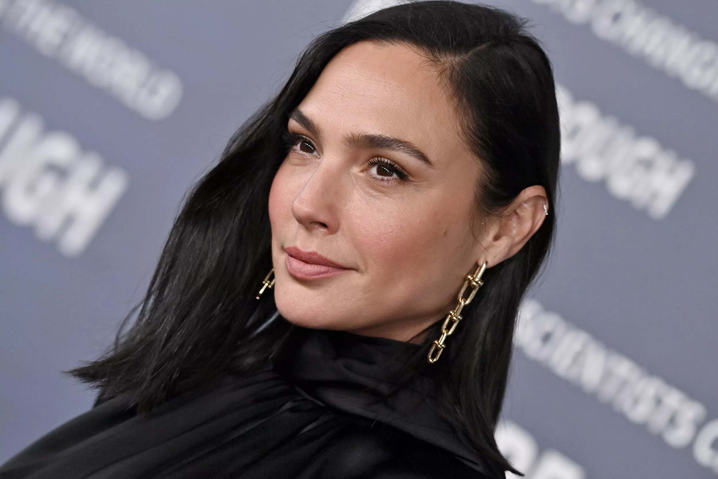 Gal Gadot's Absence From Hamas Movie Screening Raises Questions - Vimarsana News