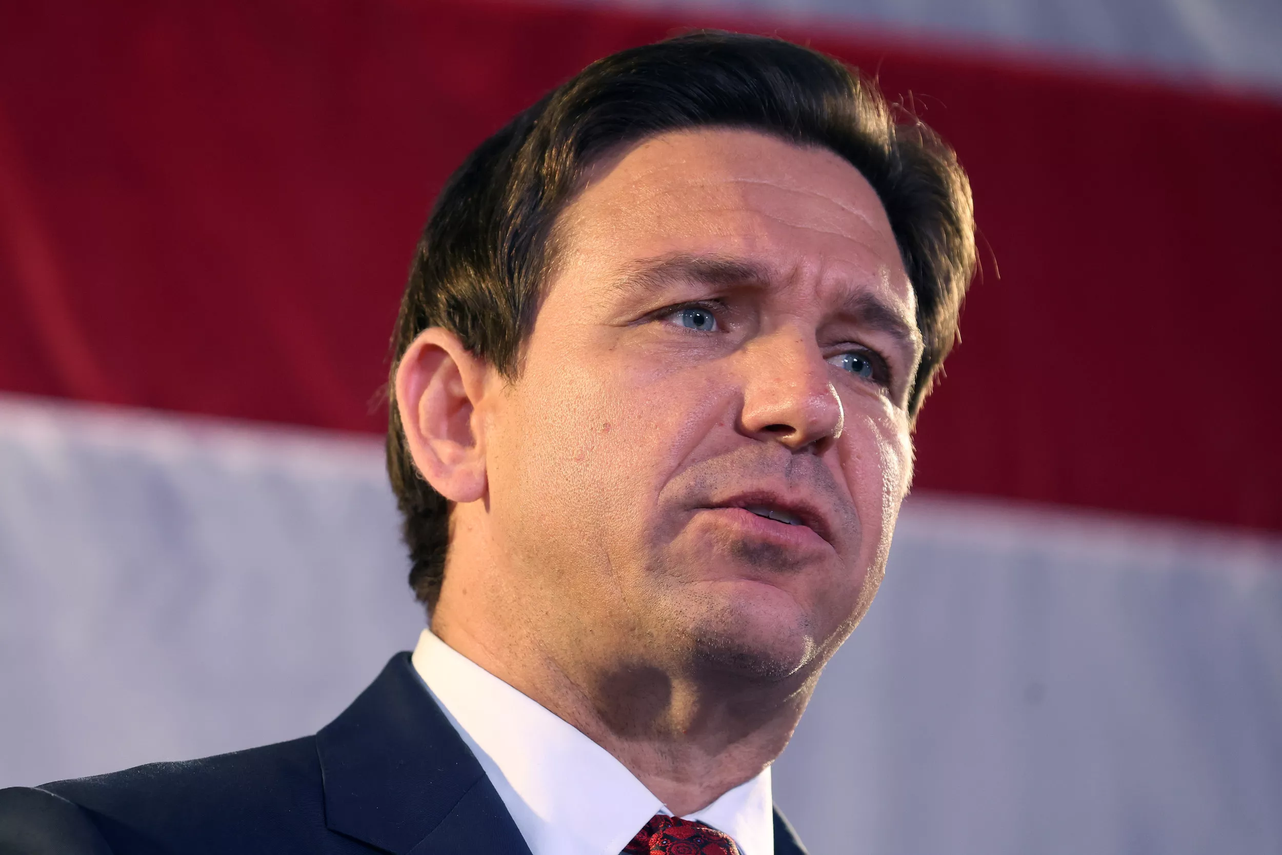 'SNL' Relentlessly Mocks Ron DeSantis, Republican Debate - Vimarsana News