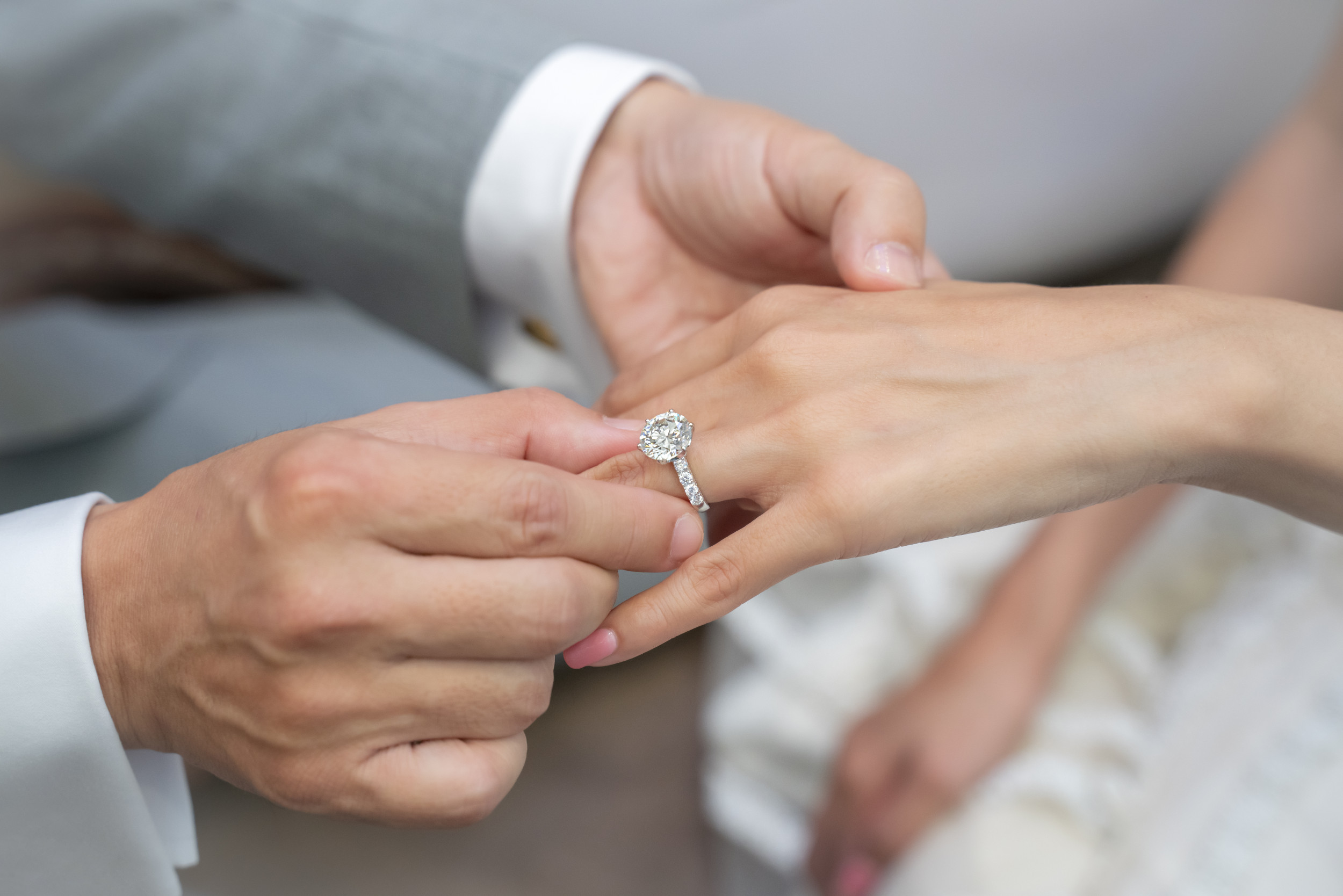К чему снится обручальное кольцо мужа. Кольца на свадьбу. Помолвка. Как выбрать обручальное кольцо. Обручальные кольца 2023.