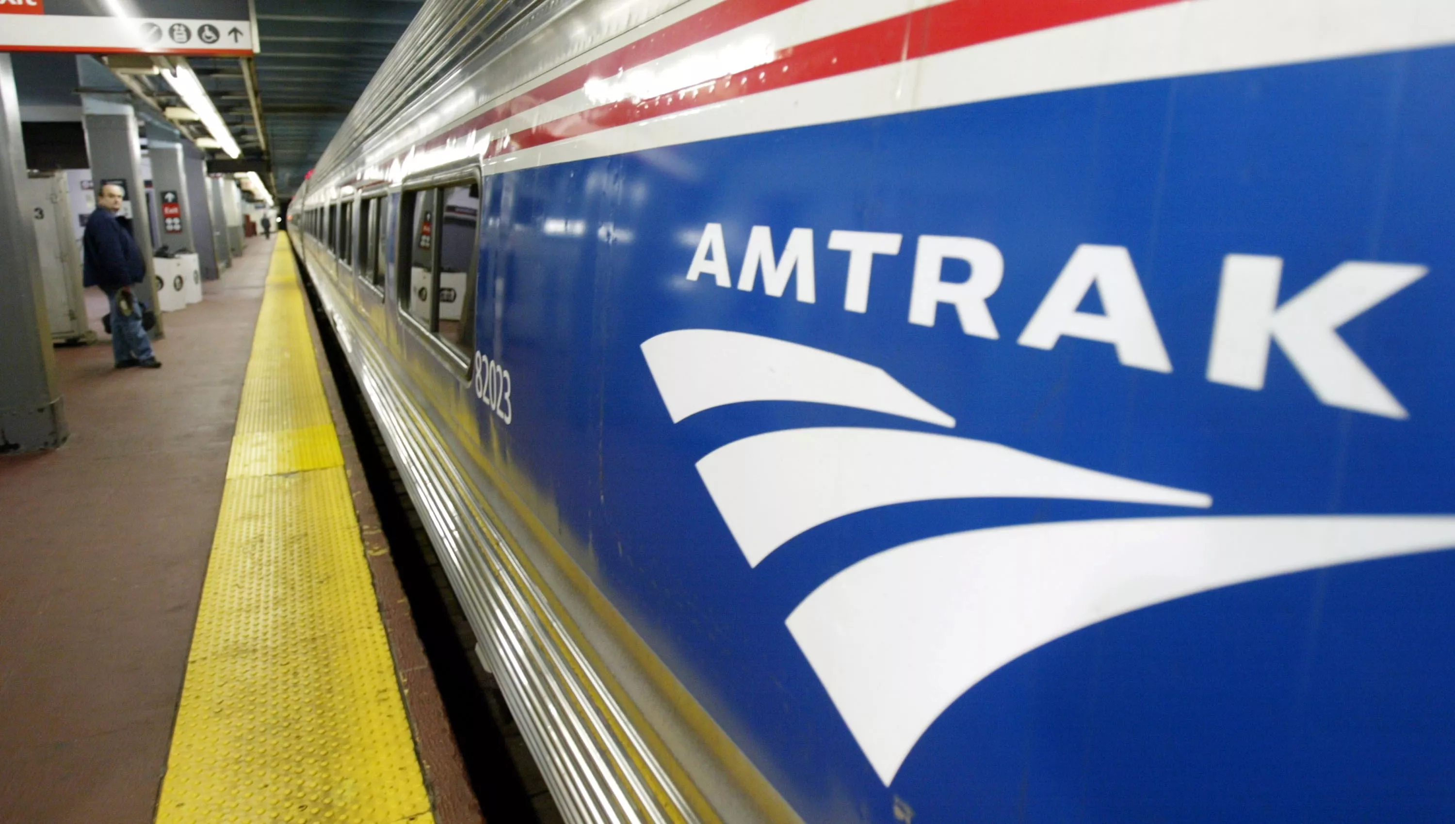 Amtrak Photos Show Dangerous Hole as Service Suspended - Vimarsana News