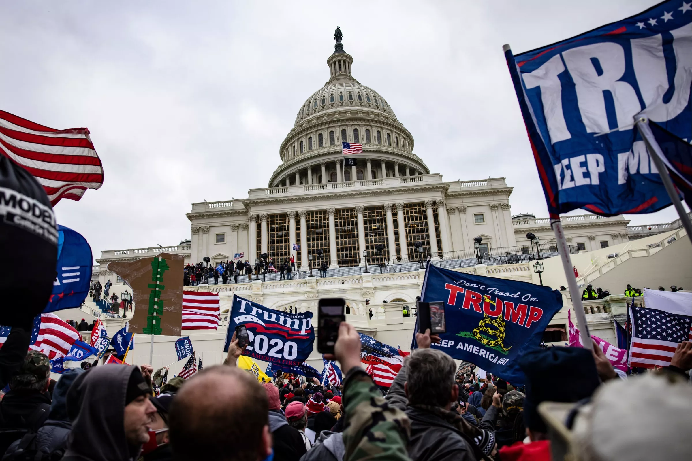 Fox News Under Fire Over January 6 Coverage - Vimarsana News