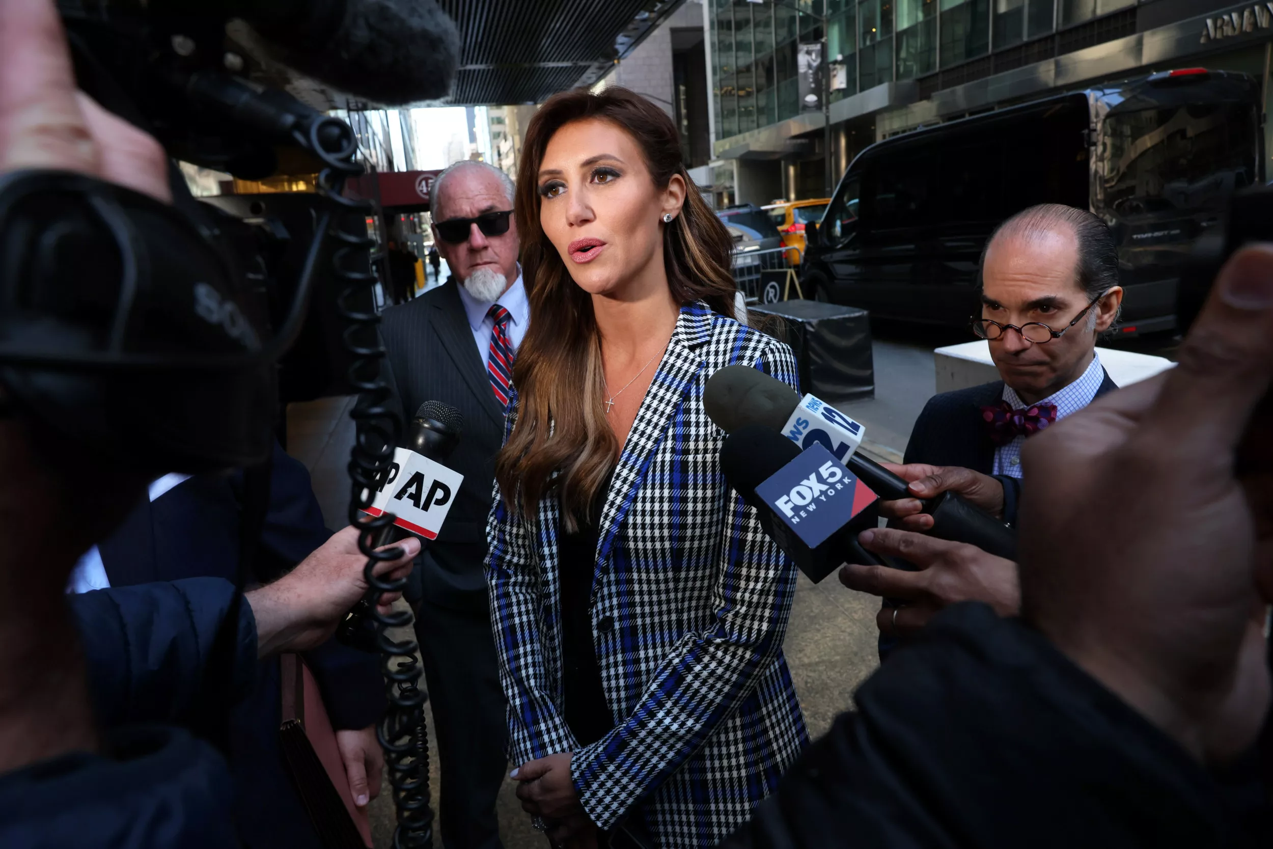 Alina Habba's Sudden Disappearance From Trump Trial Sparks New Theory - Vimarsana News