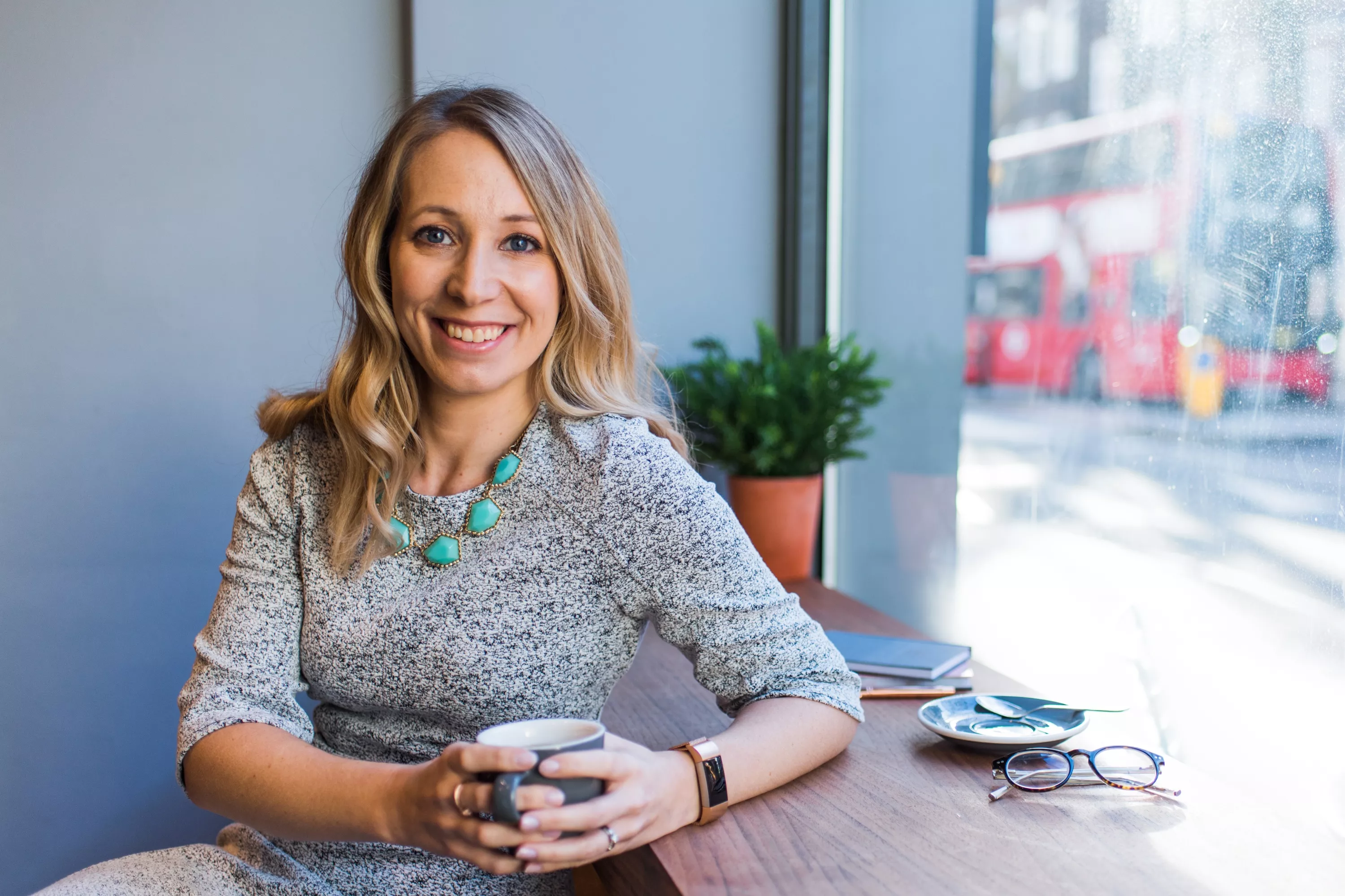I'm a Relationship Psychologist, People Are Turning to Dry Dating - Vimarsana News