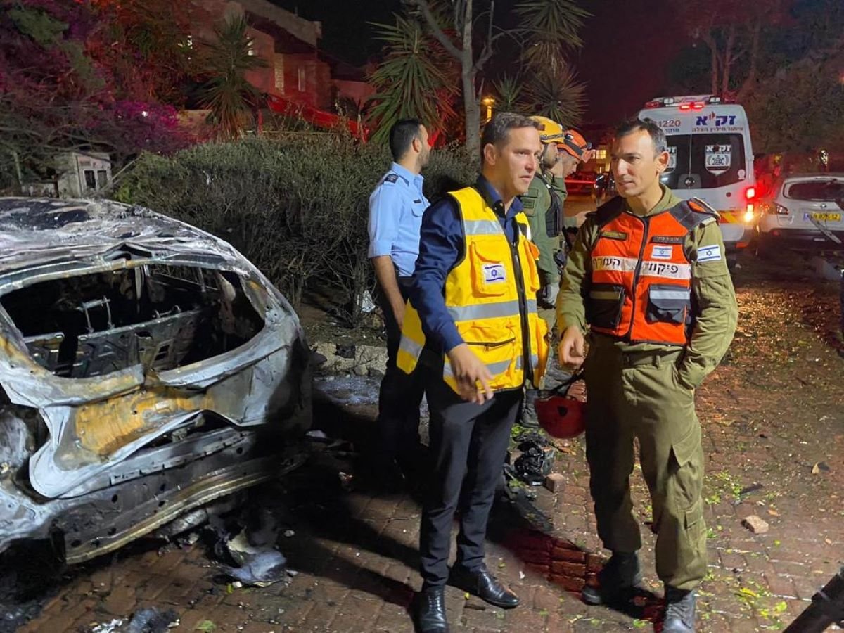 Rishon, LeZion, mayor, and, IDF, colonel