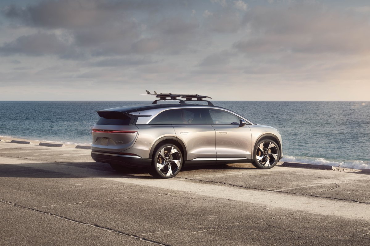 Lucid unveils Gravity electric SUV; production in late 2024, starting under  $80,000 - Green Car Congress