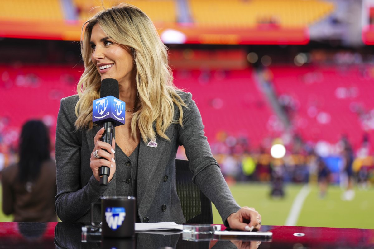 Fox Sports Anchor Admits to Making Up Reports as a Sideline Reporter