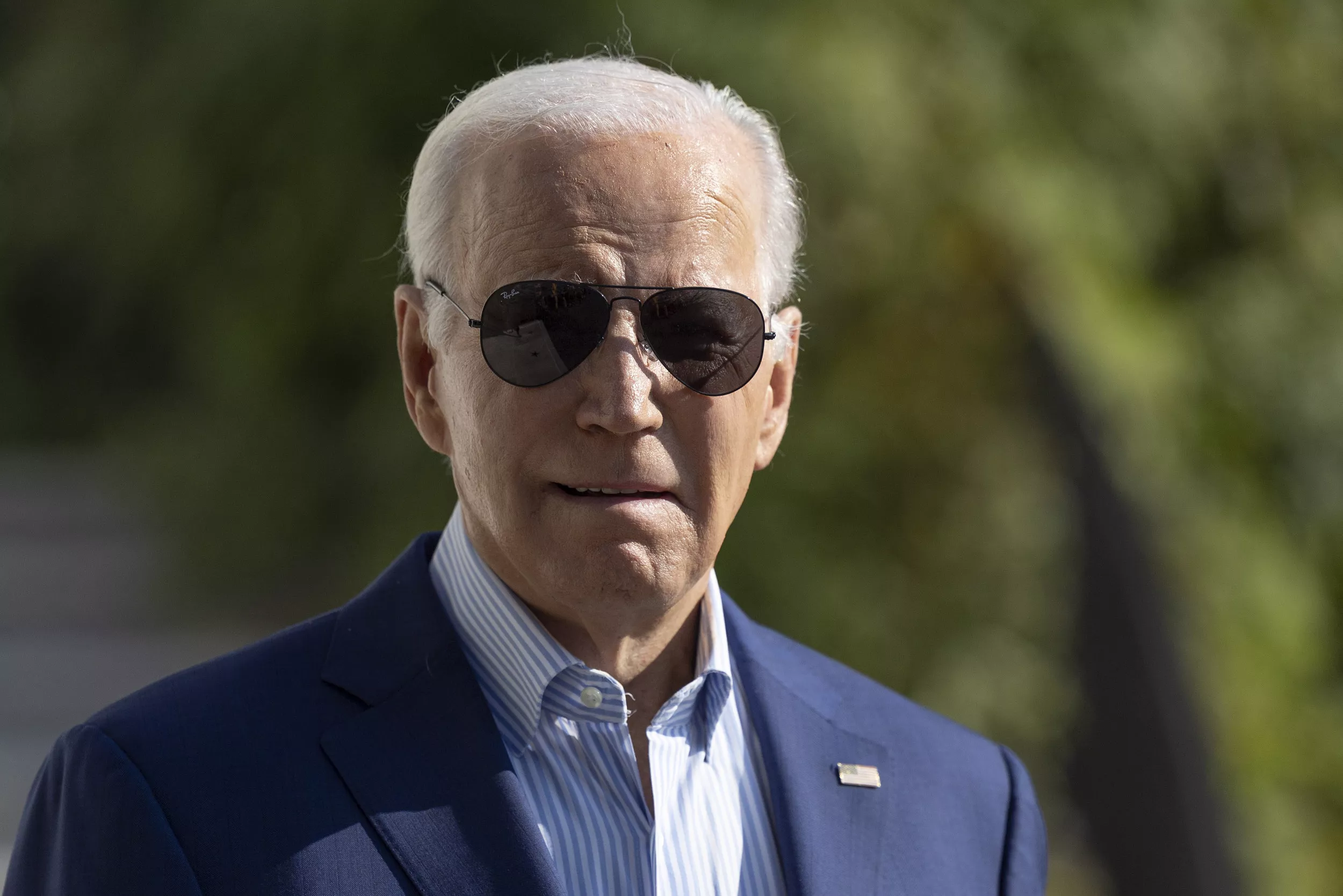 Biden Faces Awkward Decision to Save Campaign - Vimarsana News